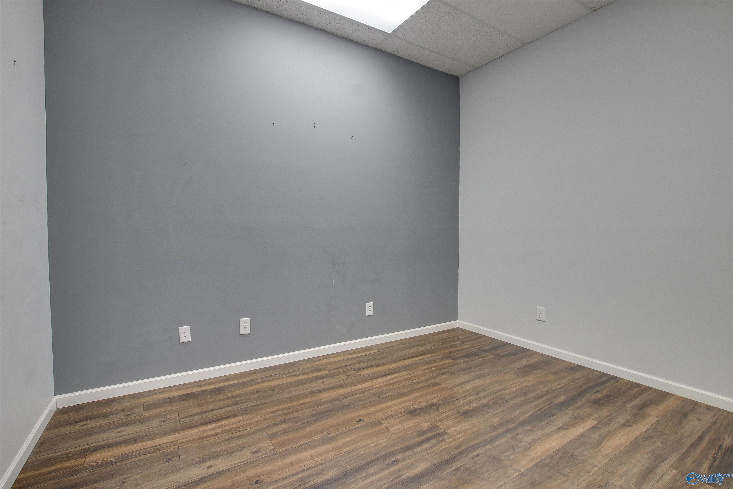 1944 Central Parkway