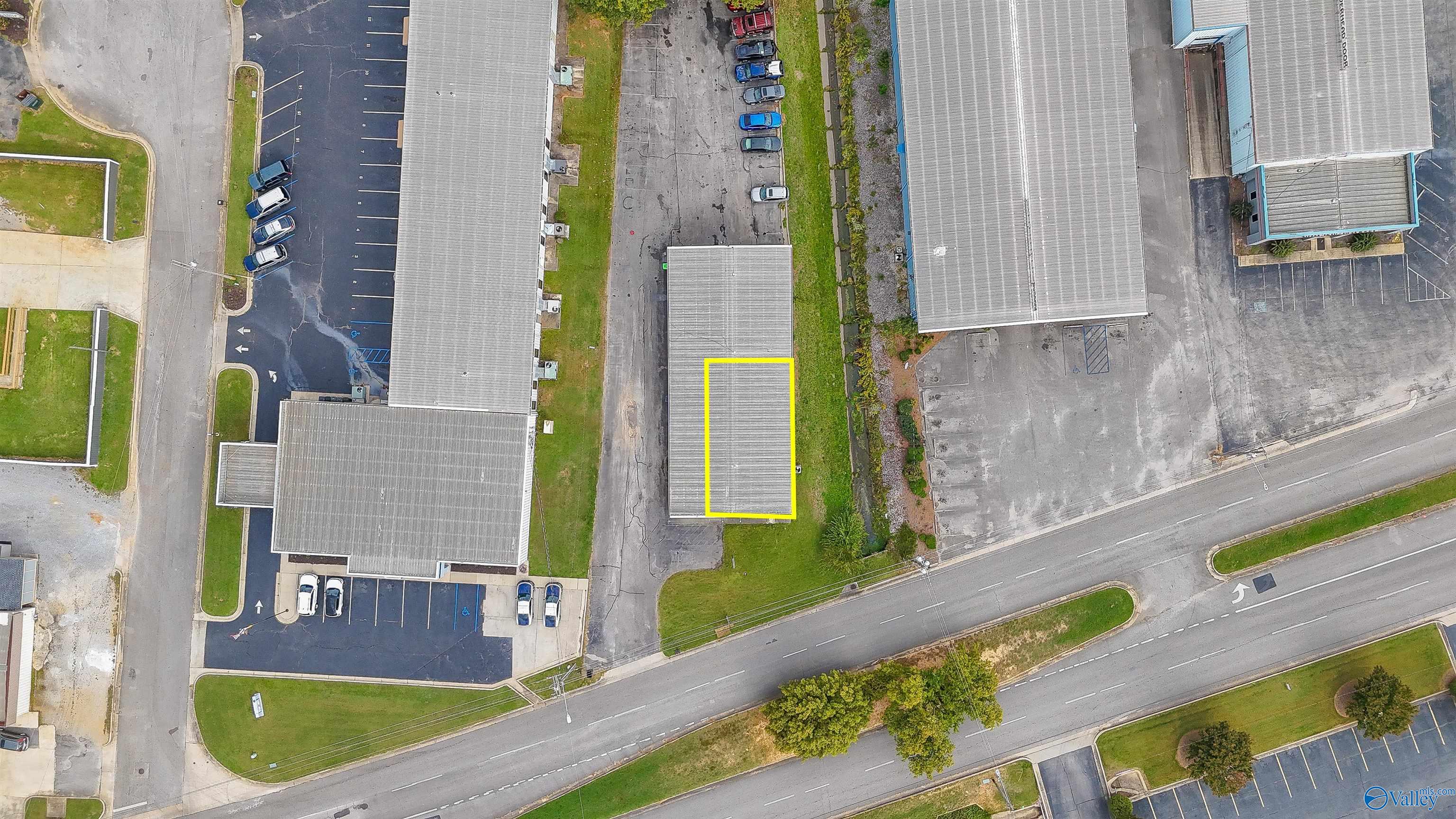 1944 Central Parkway