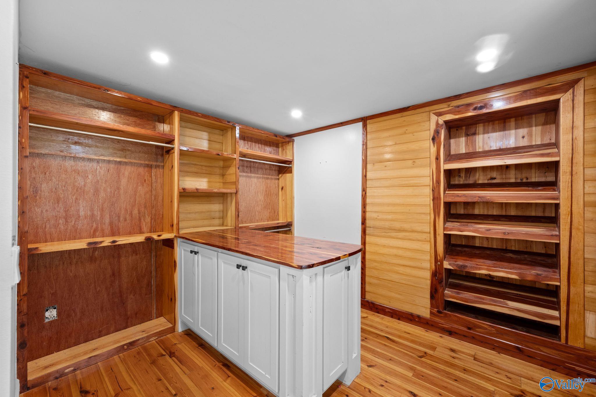 266 County Road 455, Hillsboro