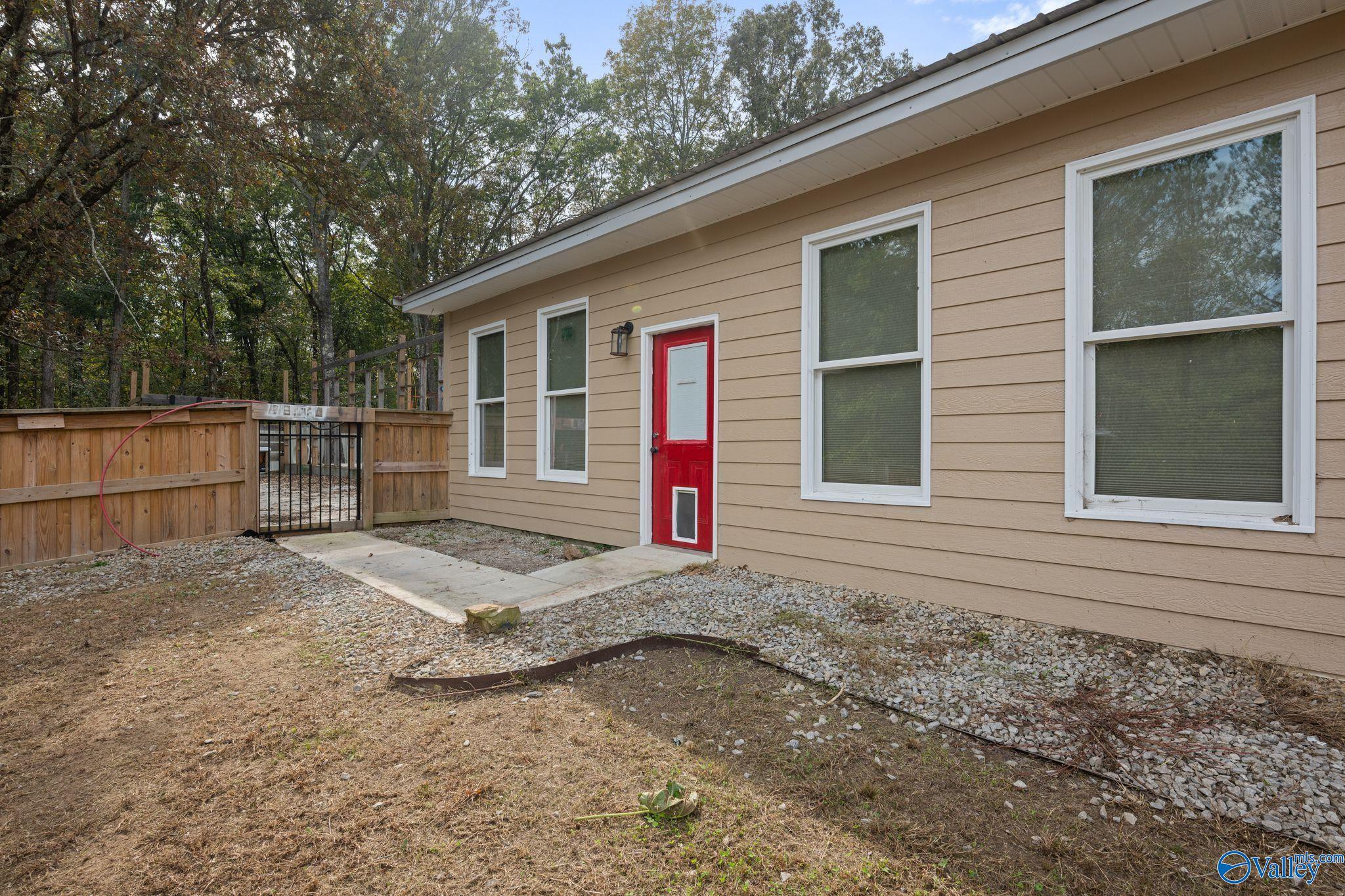 266 County Road 455, Hillsboro