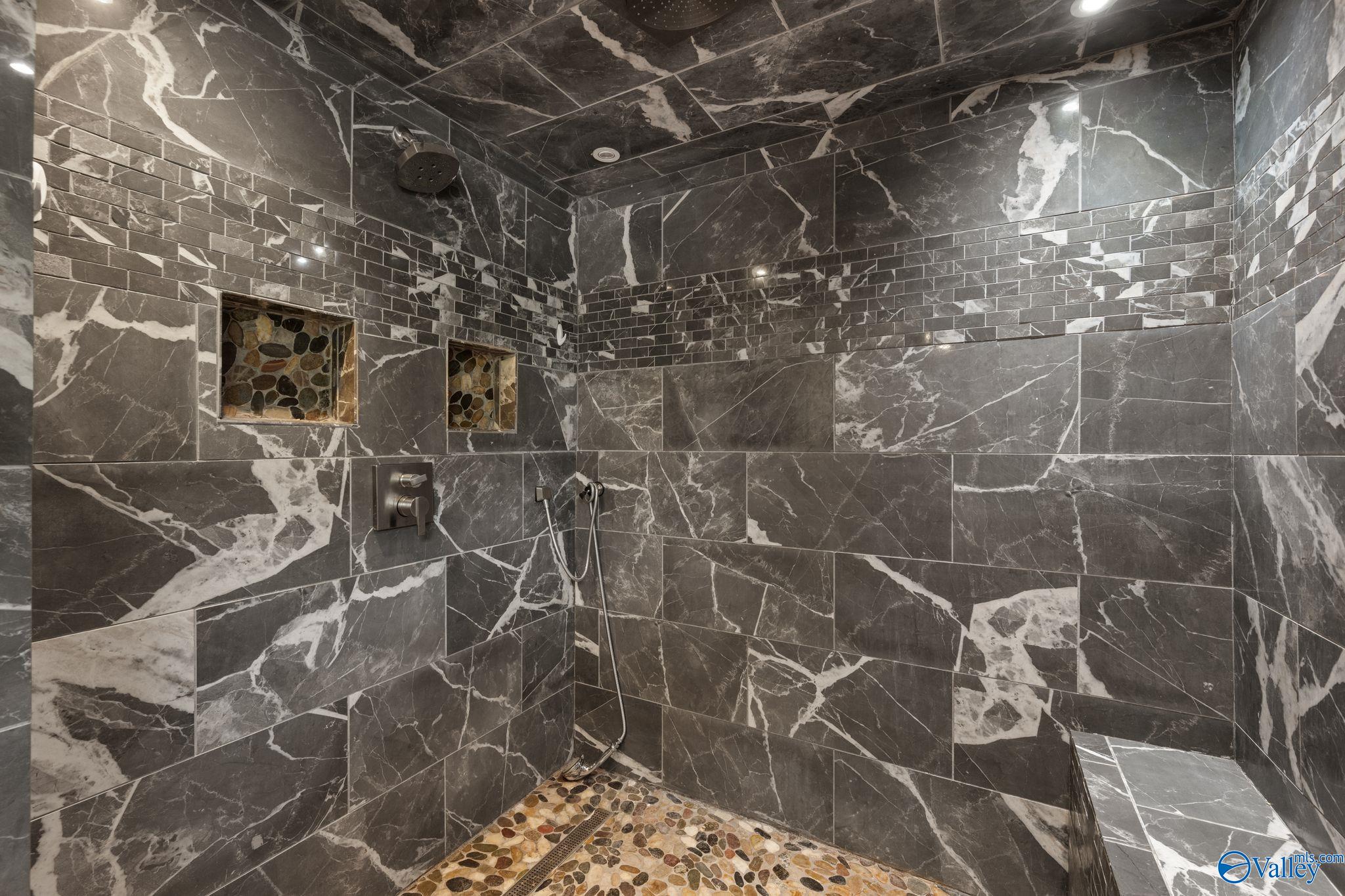 266 County Road 455, Hillsboro