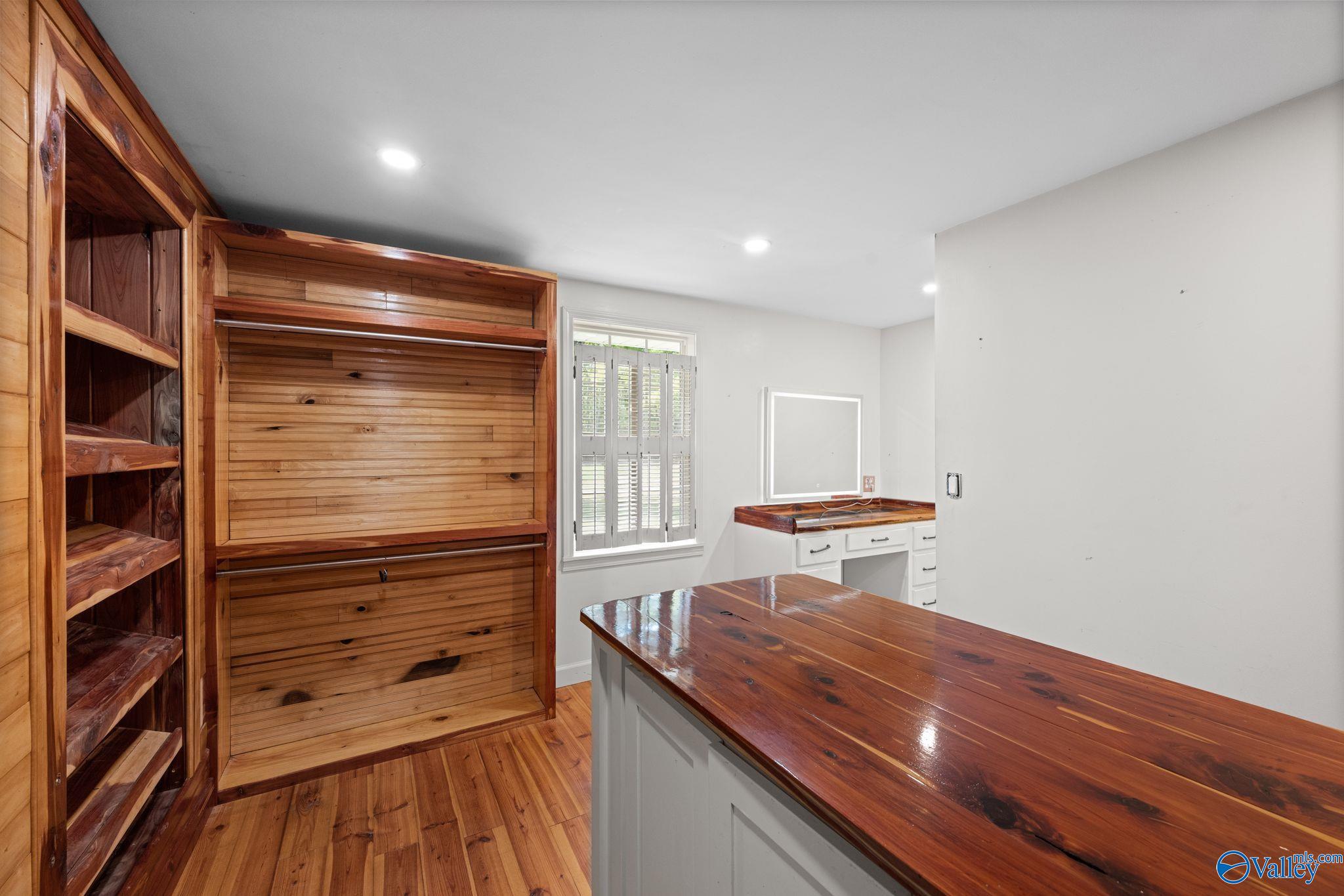 266 County Road 455, Hillsboro