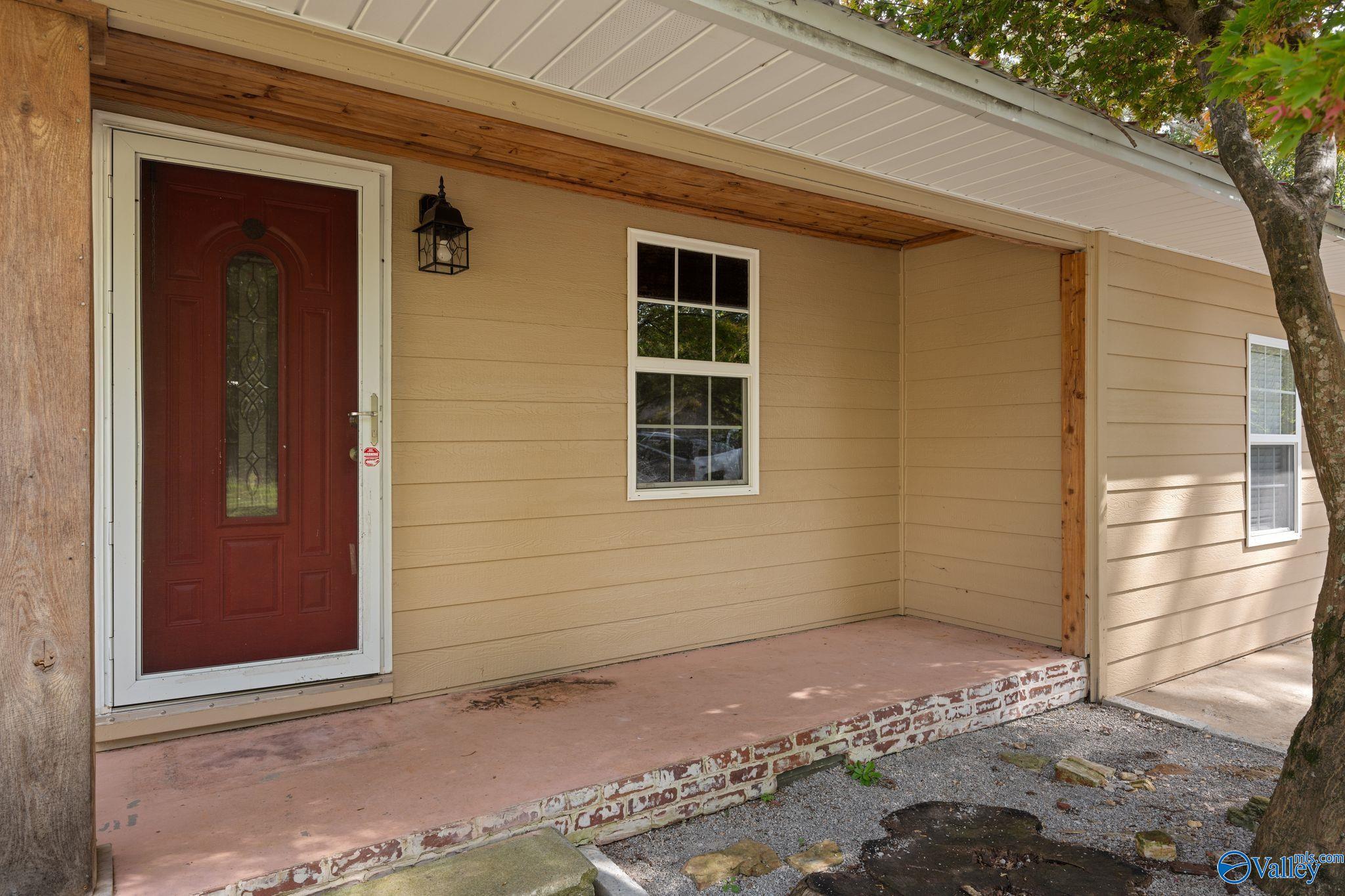 266 County Road 455, Hillsboro