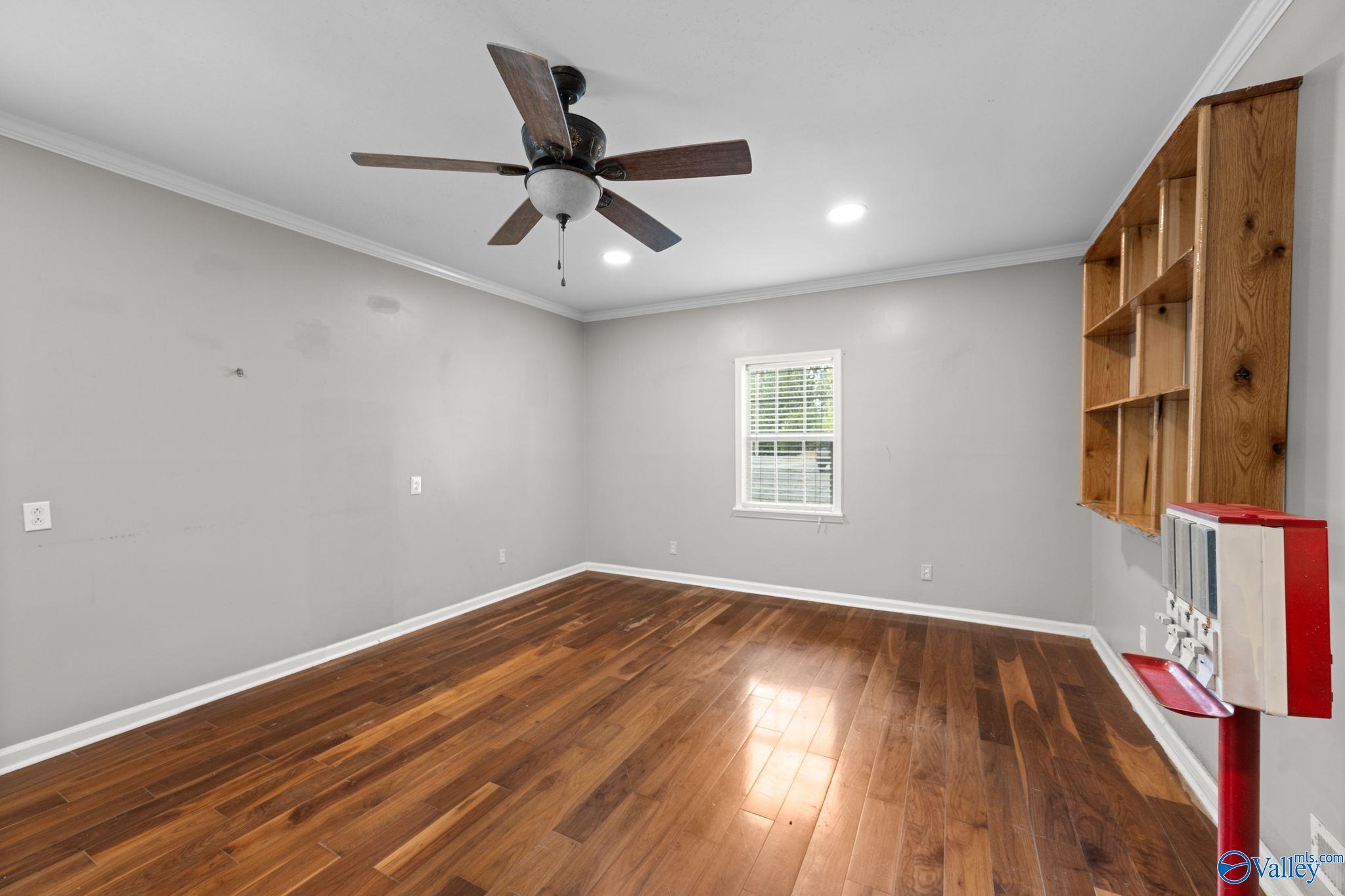 266 County Road 455, Hillsboro