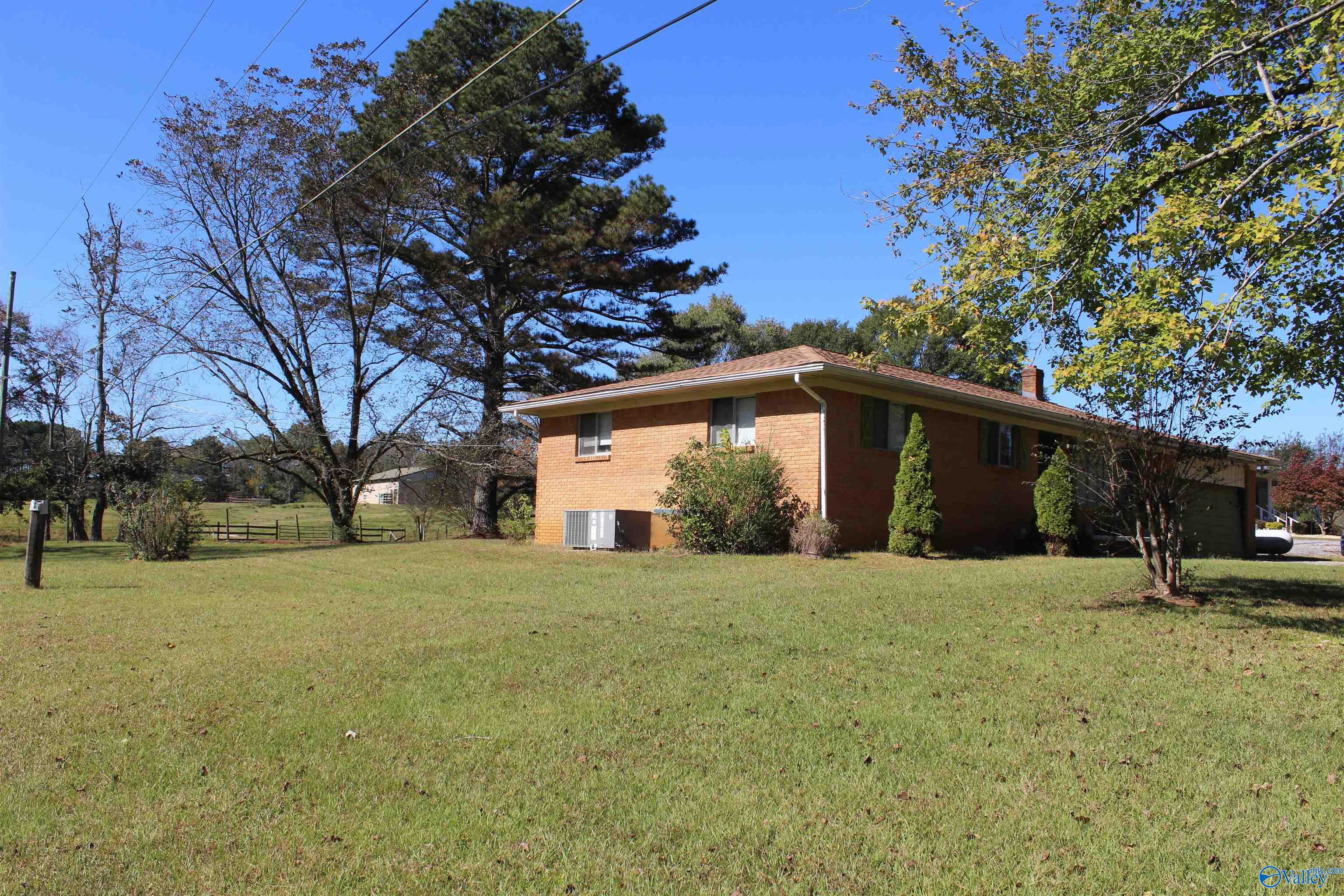 4415 County Road 217, Trinity