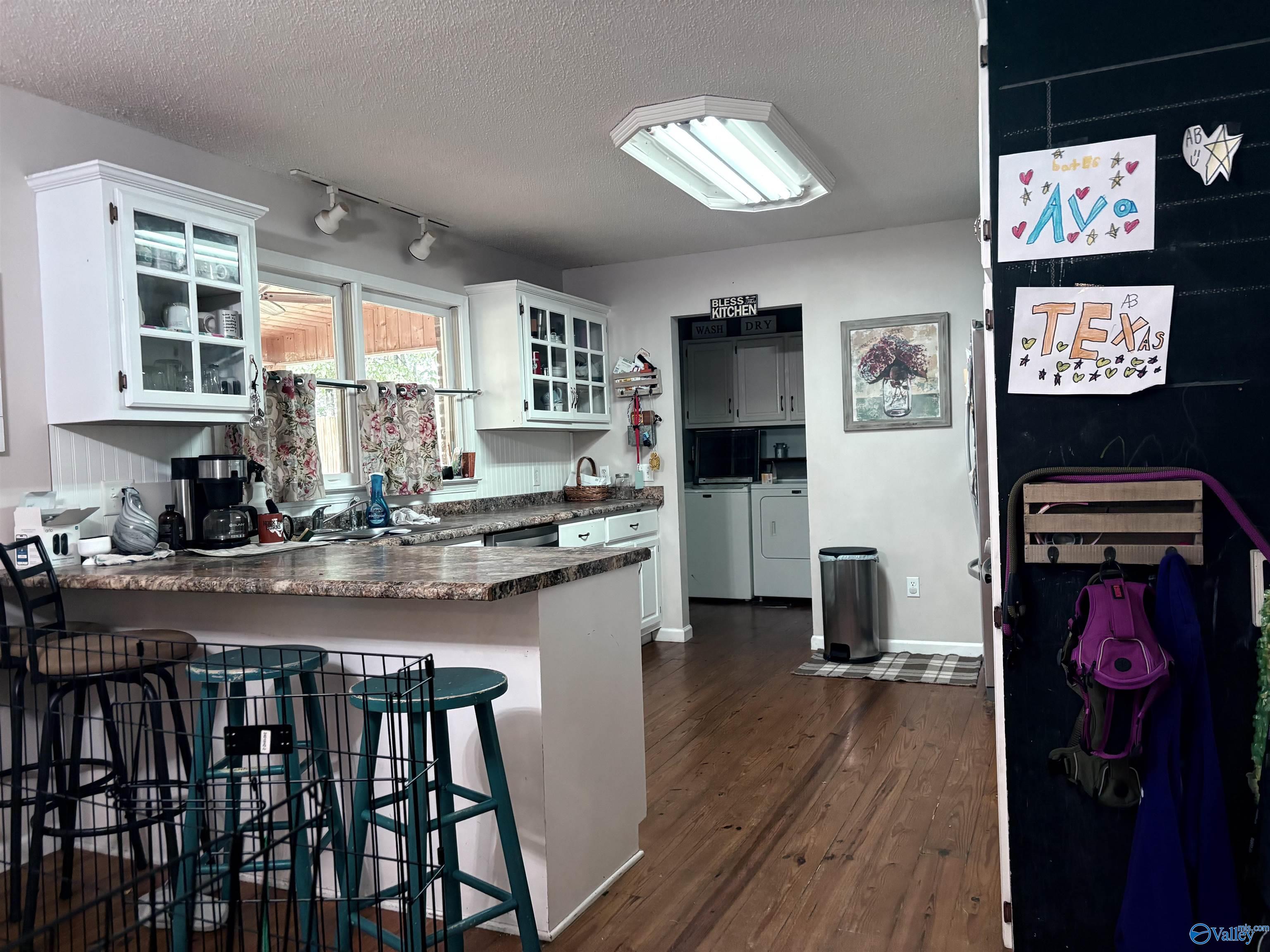 535 County Road 1535