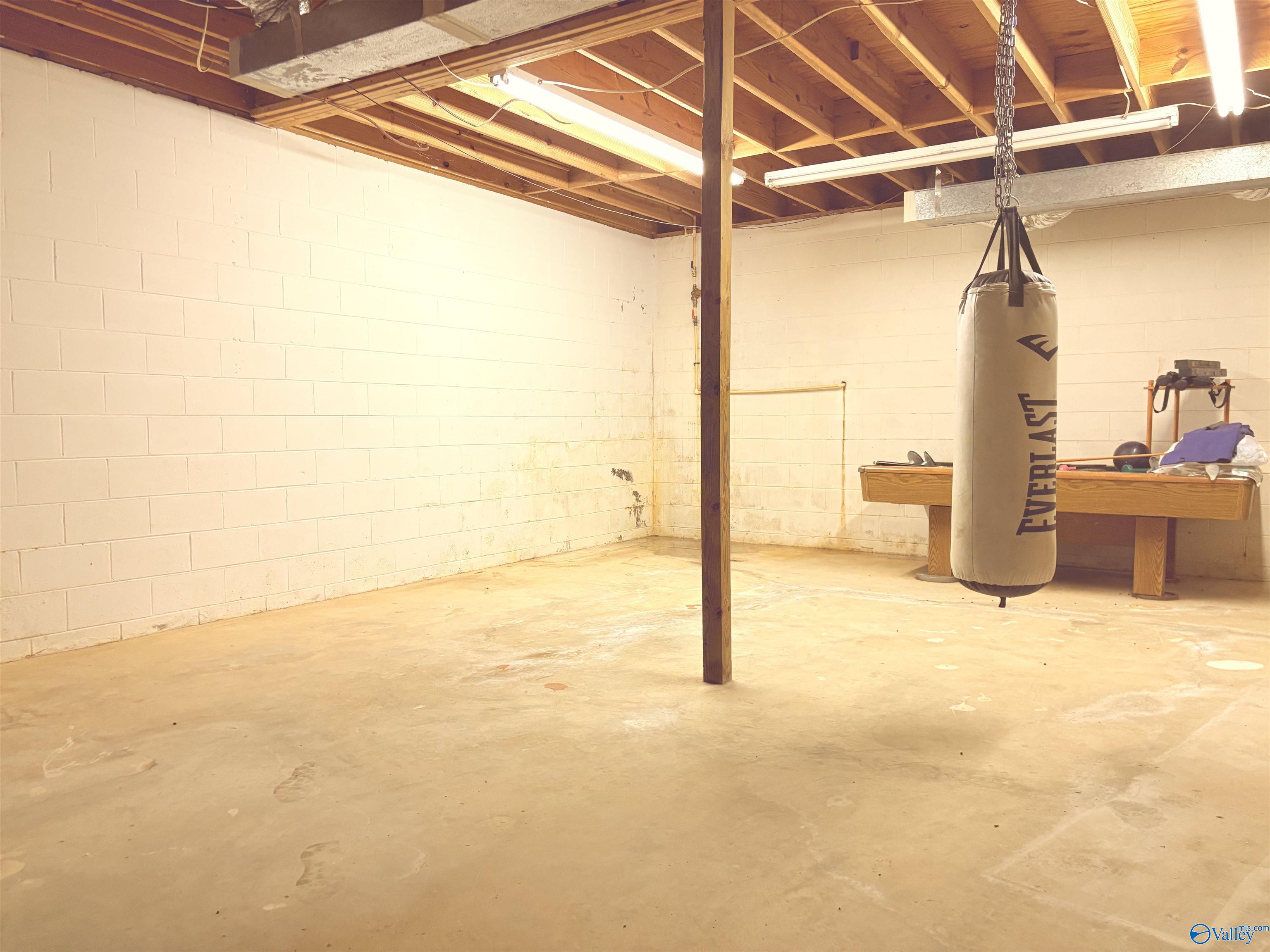 535 County Road 1535