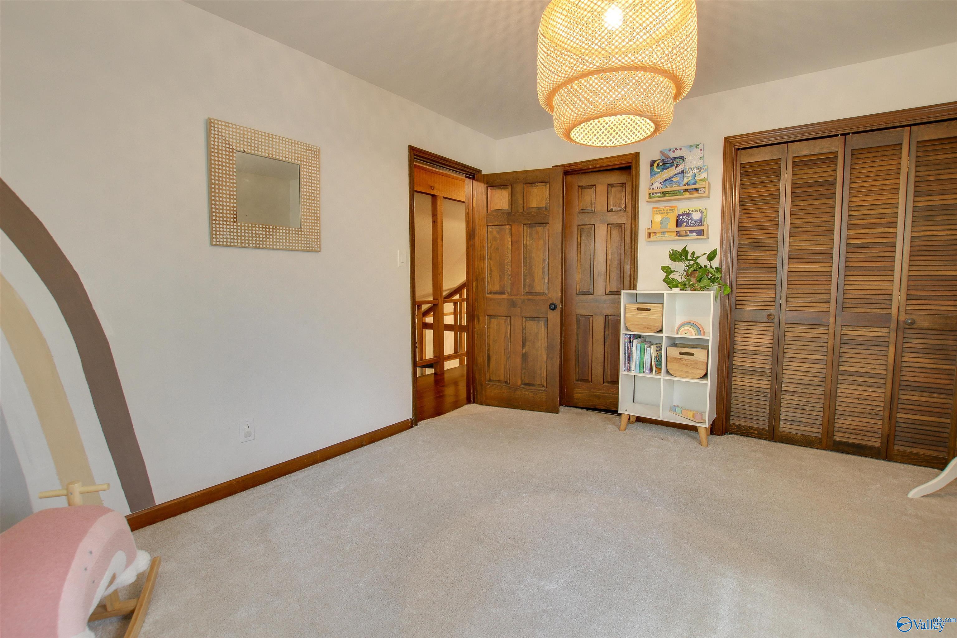 4711 Pineywood Drive SW