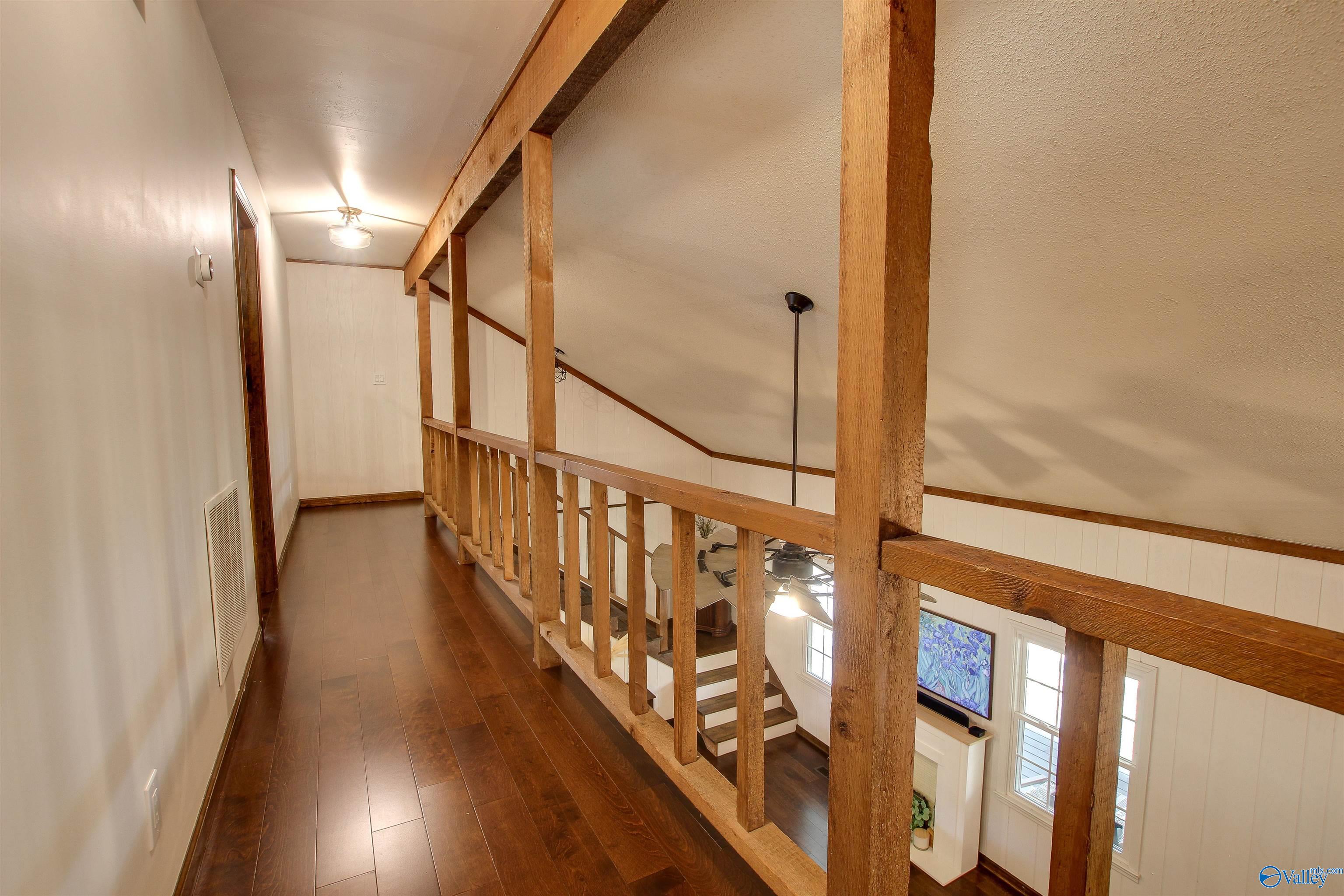 4711 Pineywood Drive SW