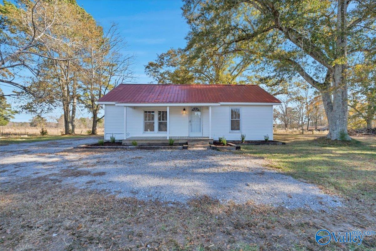 1828 County Road 170