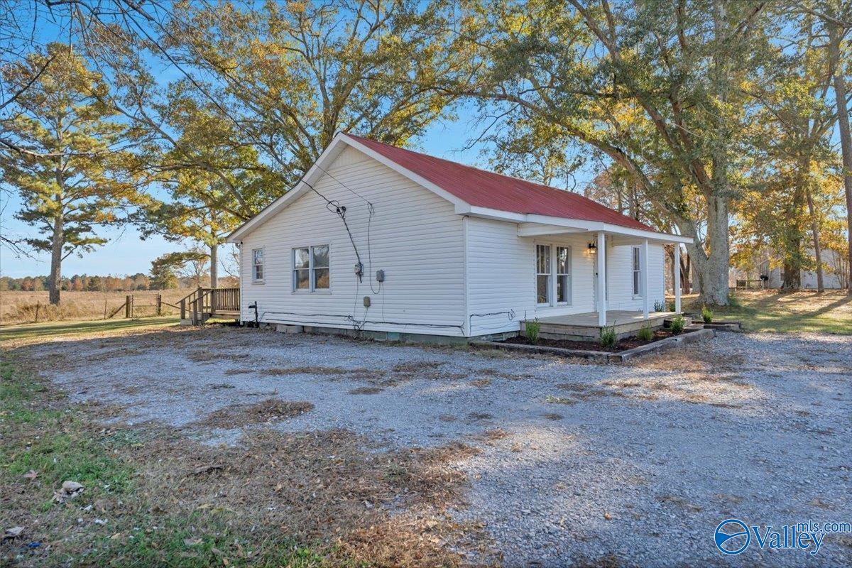 1828 County Road 170