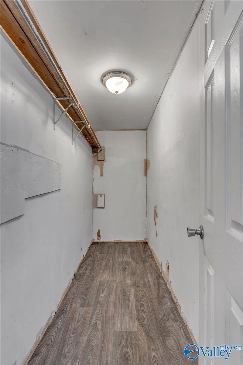 1828 County Road 170