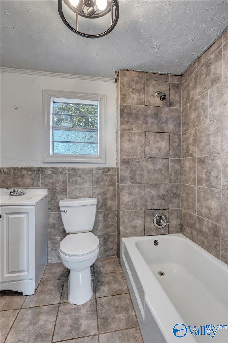 1828 County Road 170