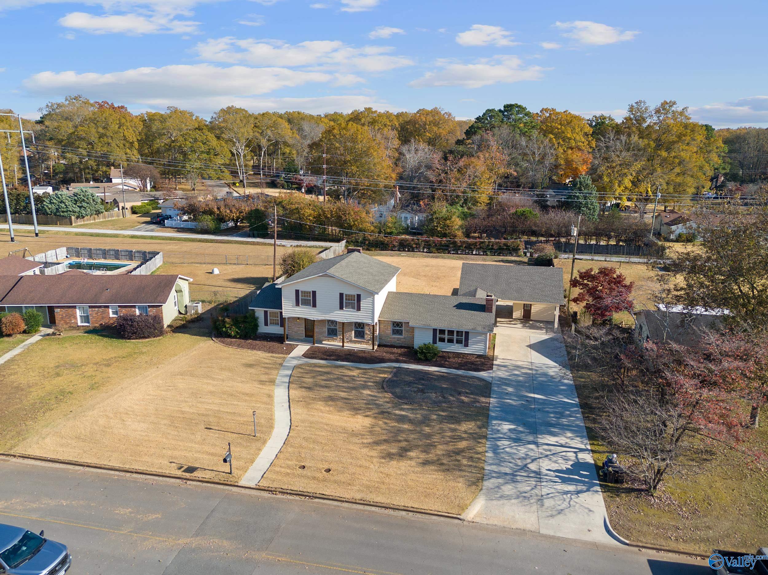 2417 Dogwood Lane SE