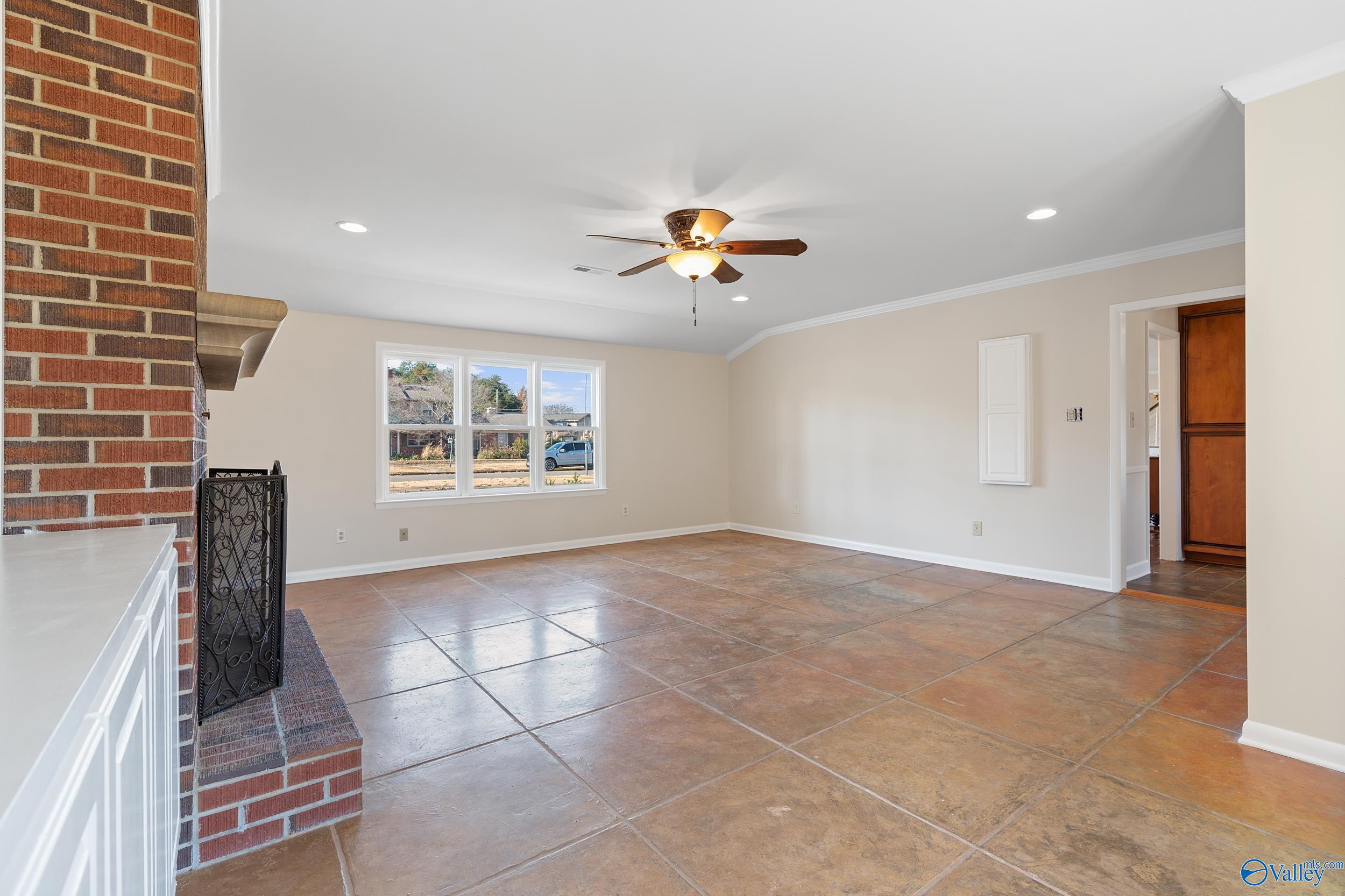 2417 Dogwood Lane SE