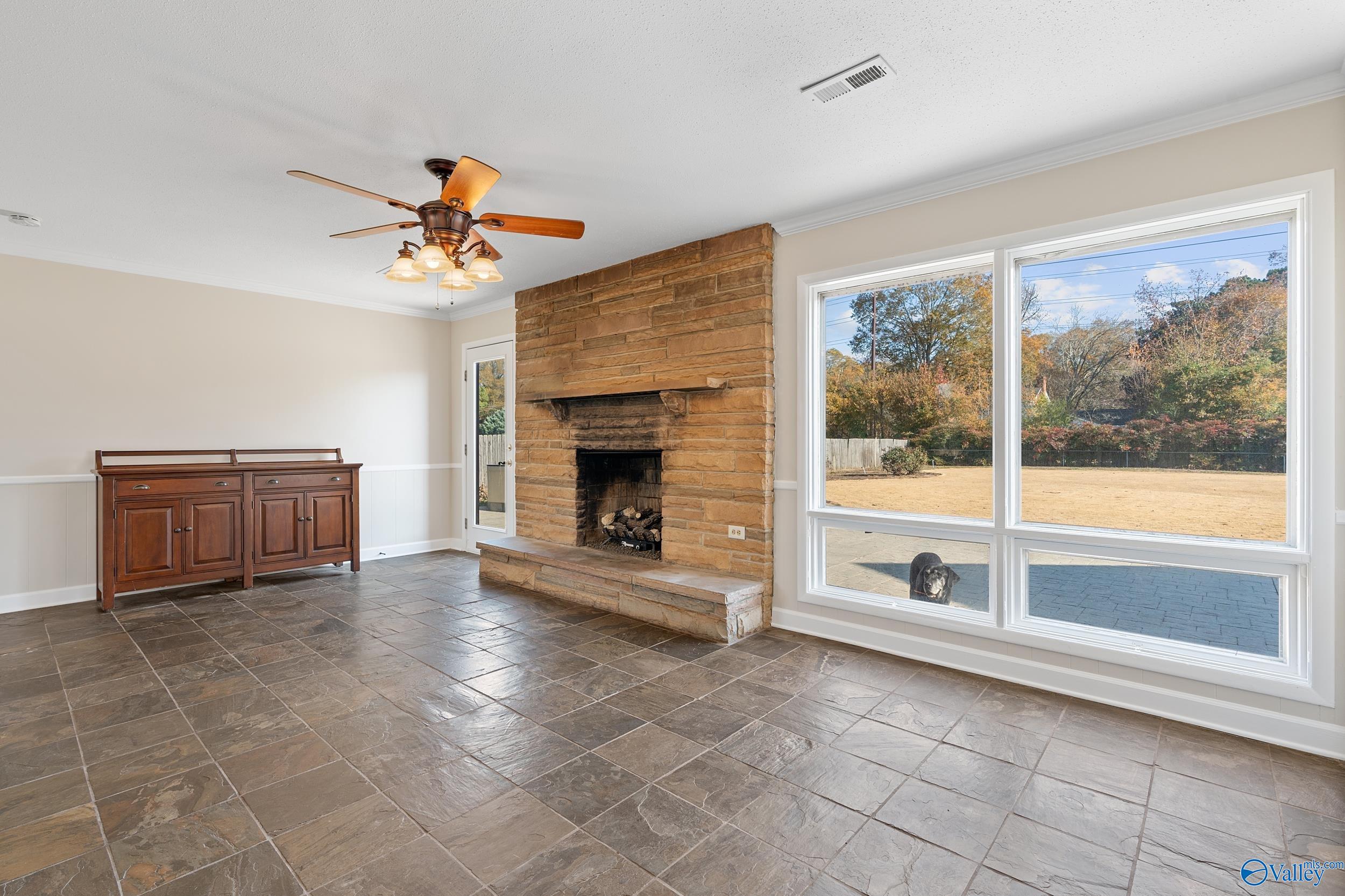 2417 Dogwood Lane SE