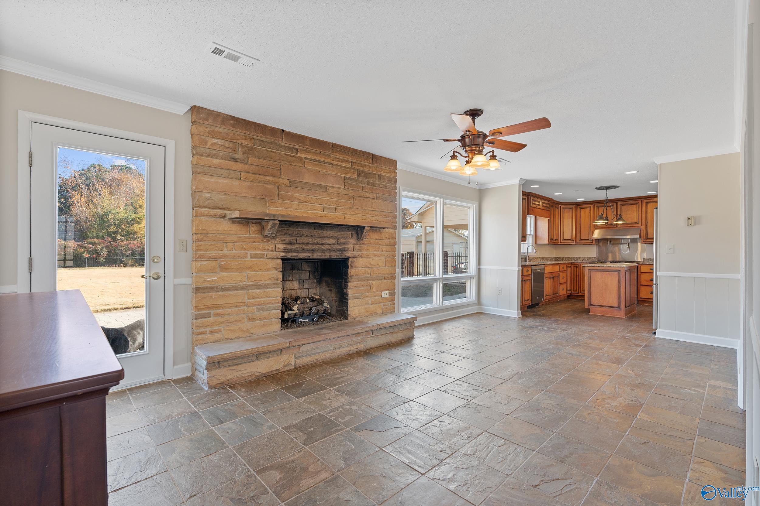 2417 Dogwood Lane SE