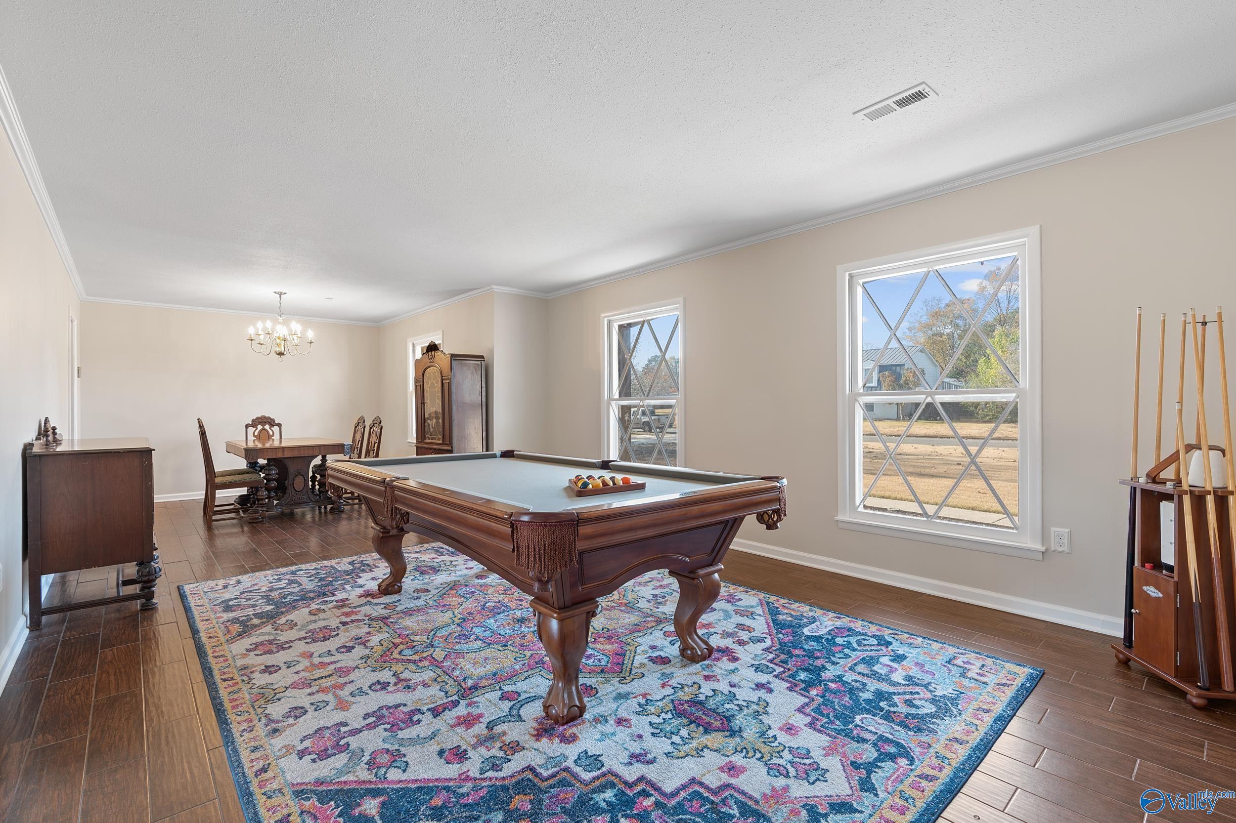 2417 Dogwood Lane SE