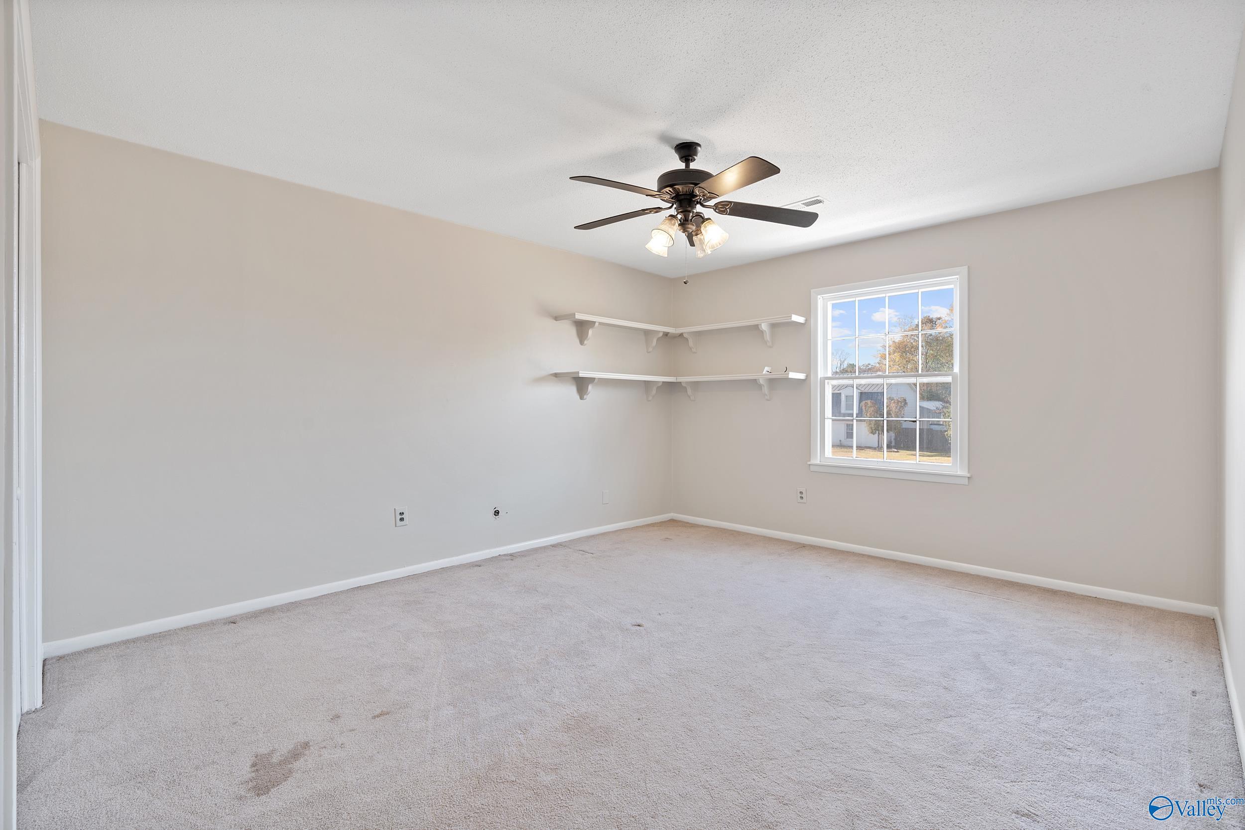 2417 Dogwood Lane SE