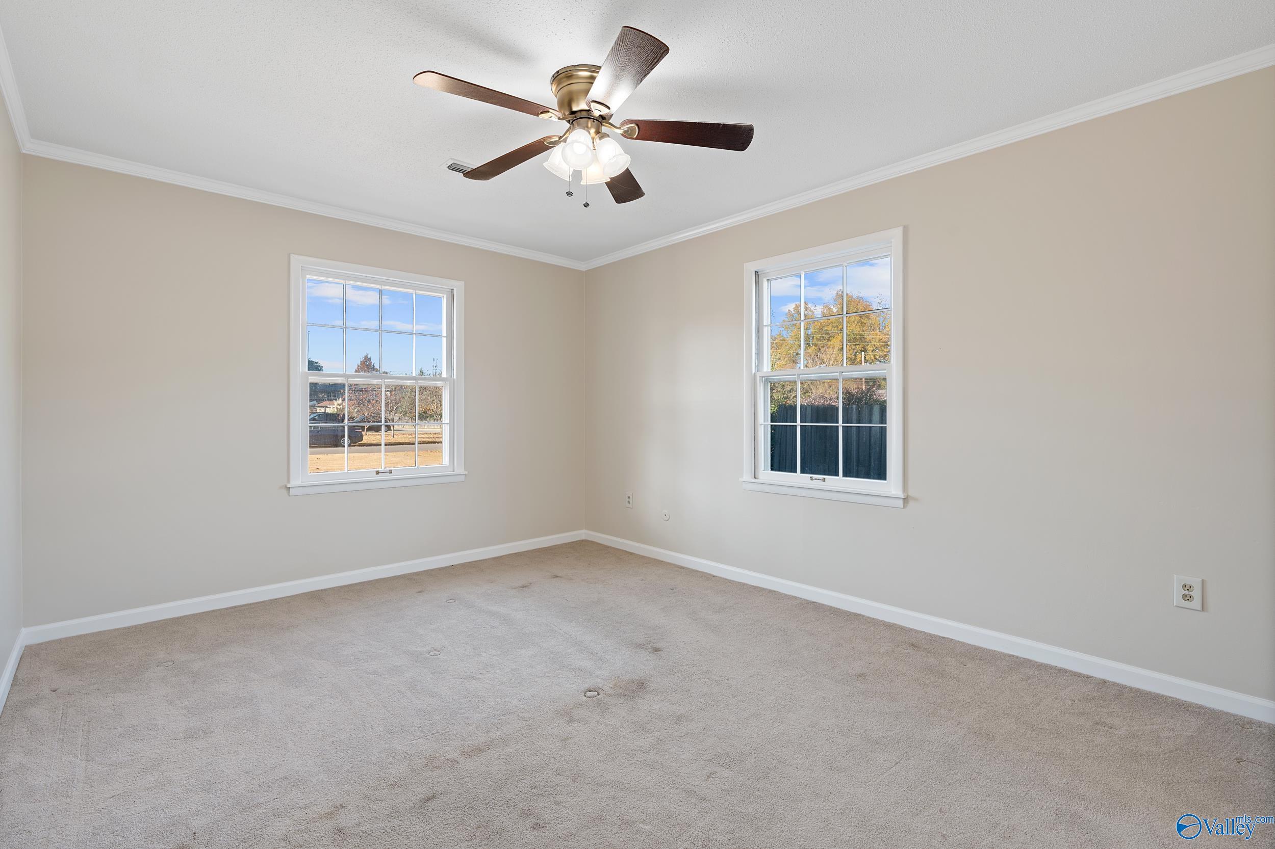 2417 Dogwood Lane SE