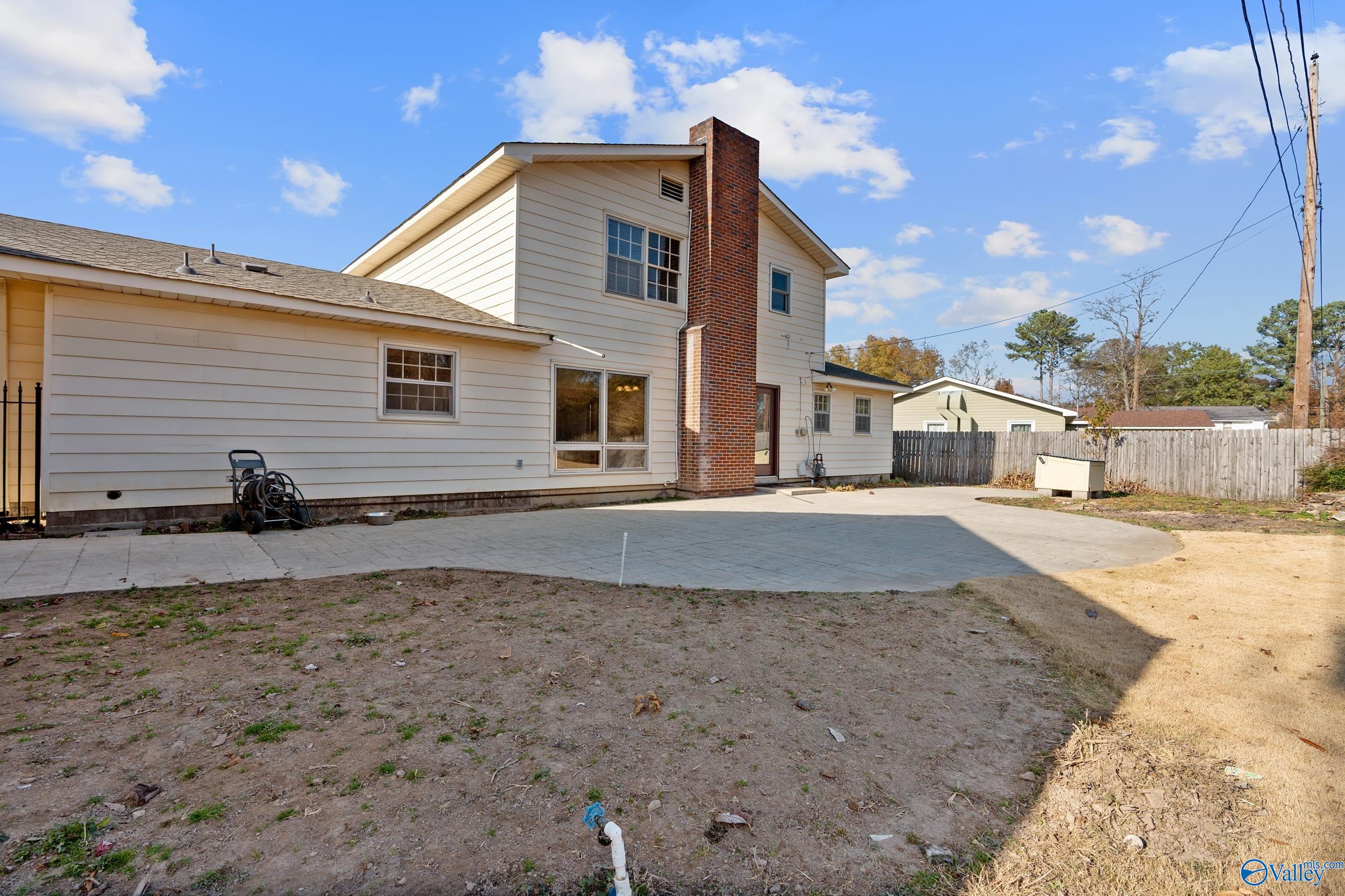 2417 Dogwood Lane SE