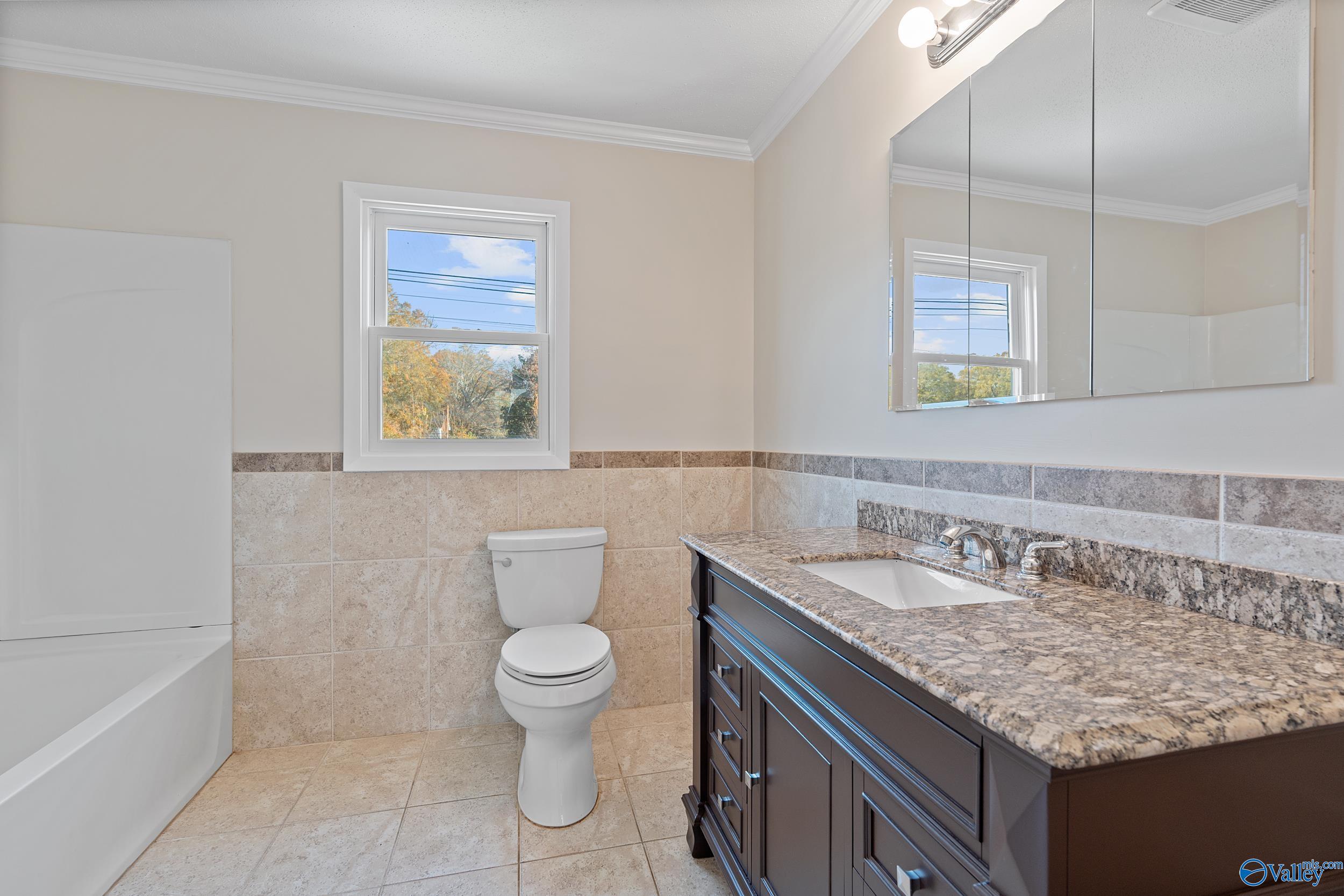 2417 Dogwood Lane SE