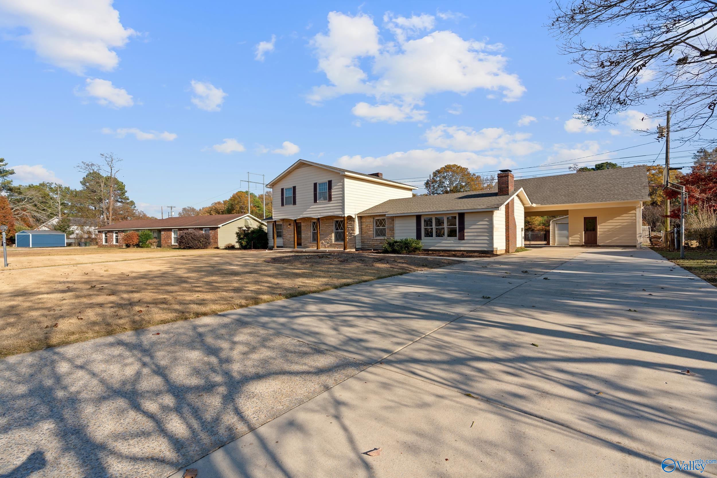 2417 Dogwood Lane SE