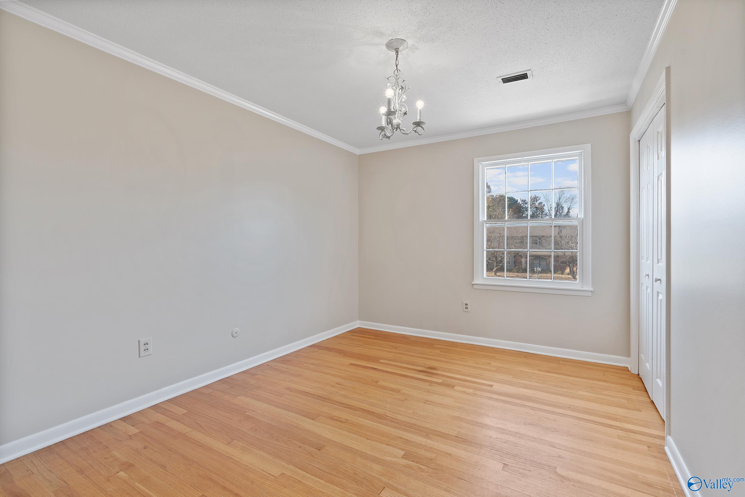 2417 Dogwood Lane SE