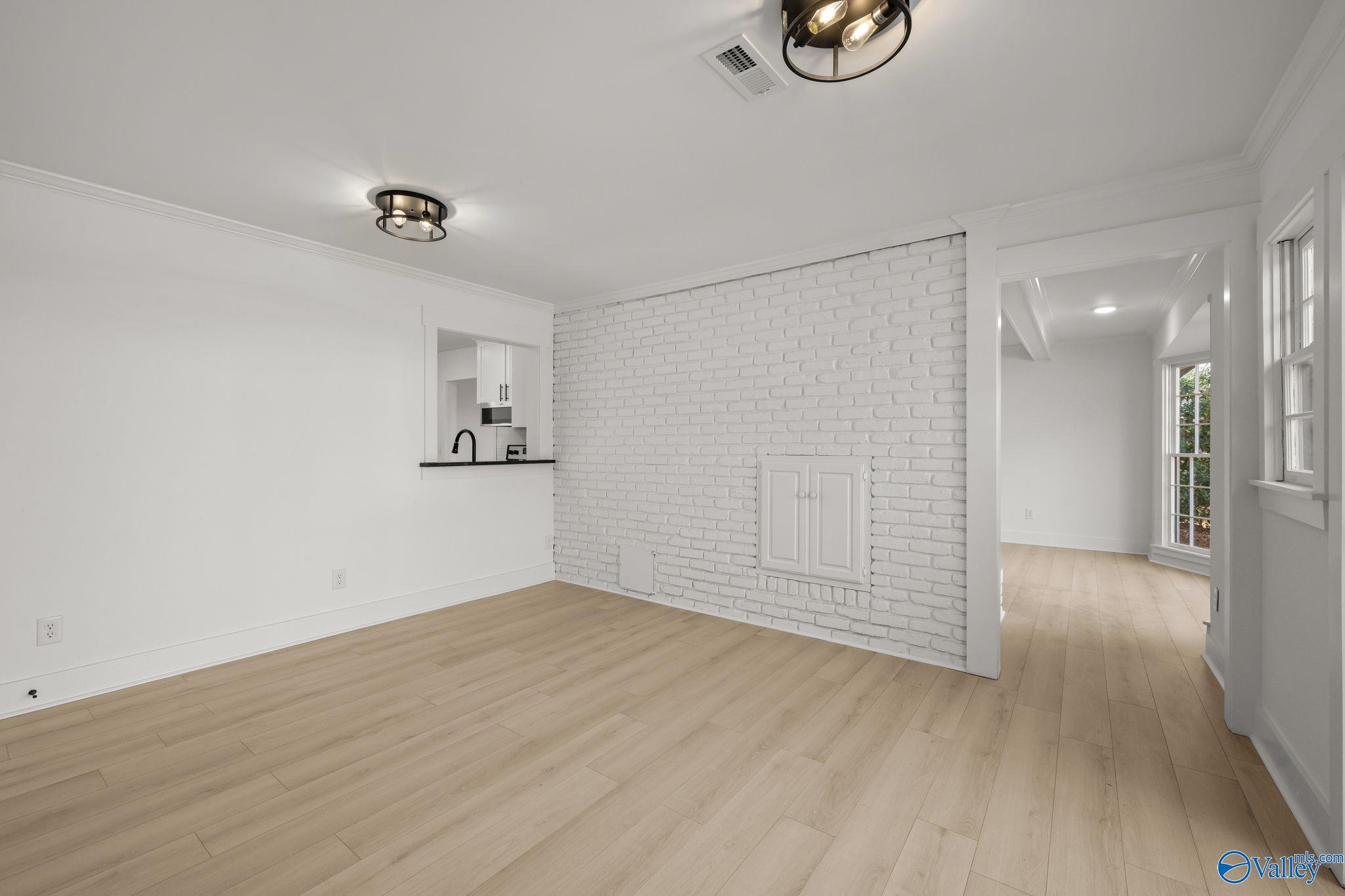 2610 Sherwood Drive SE