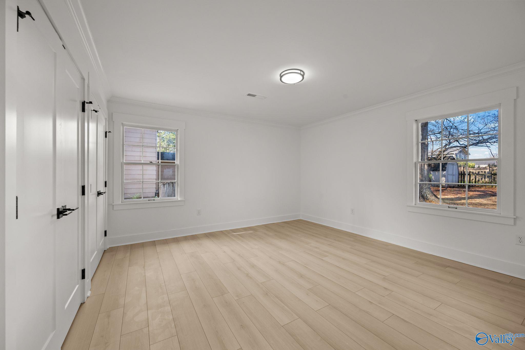 2610 Sherwood Drive SE