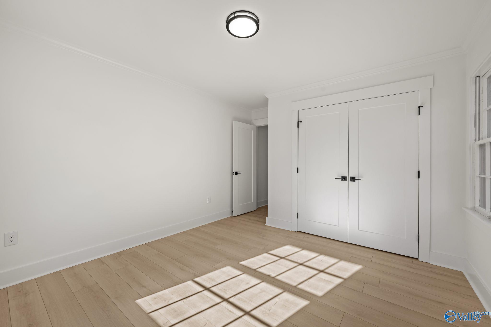 2610 Sherwood Drive SE