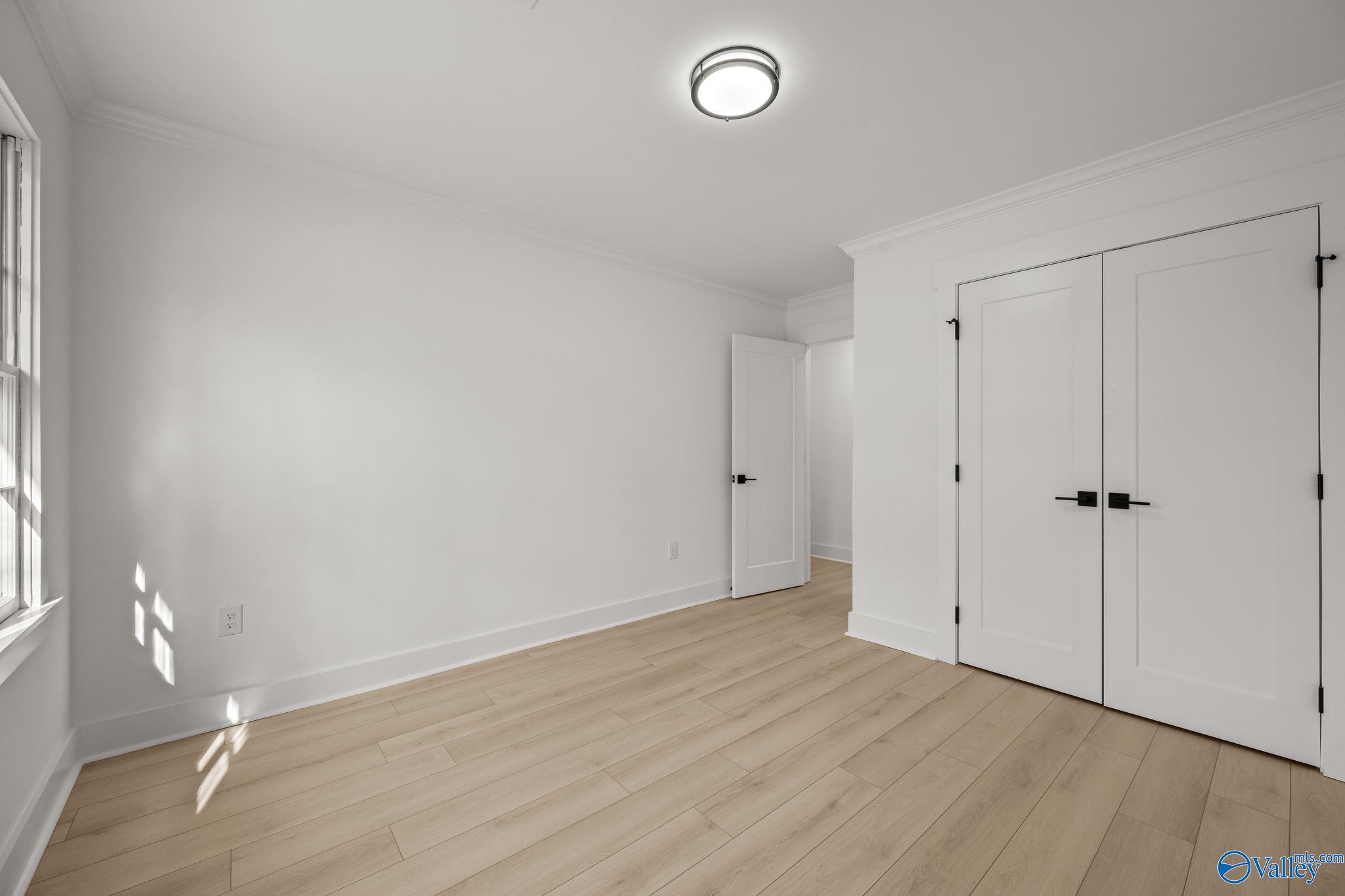 2610 Sherwood Drive SE