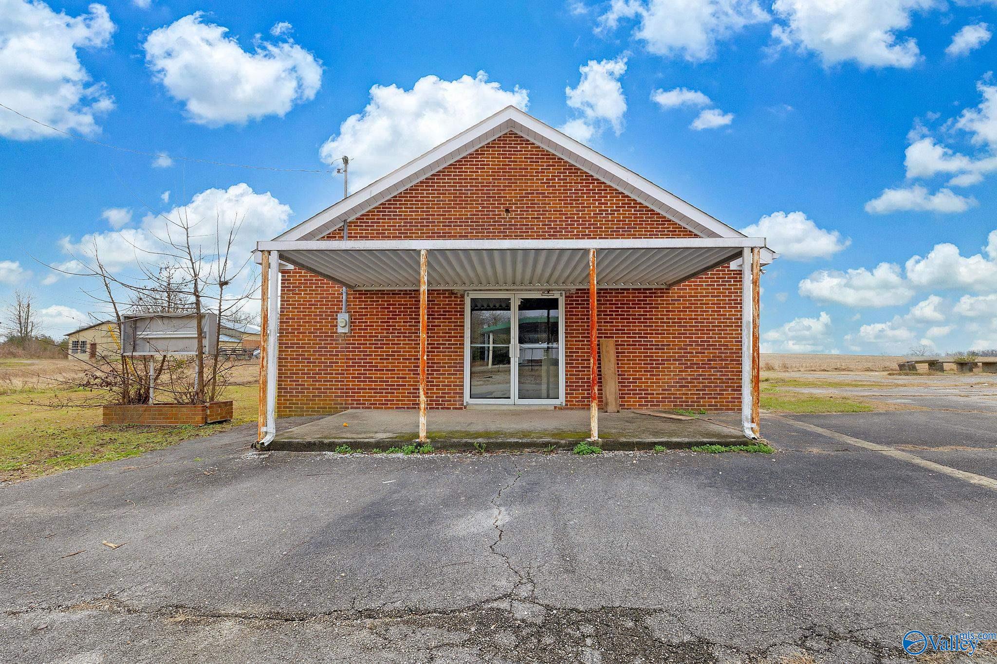 2489 County Road 236