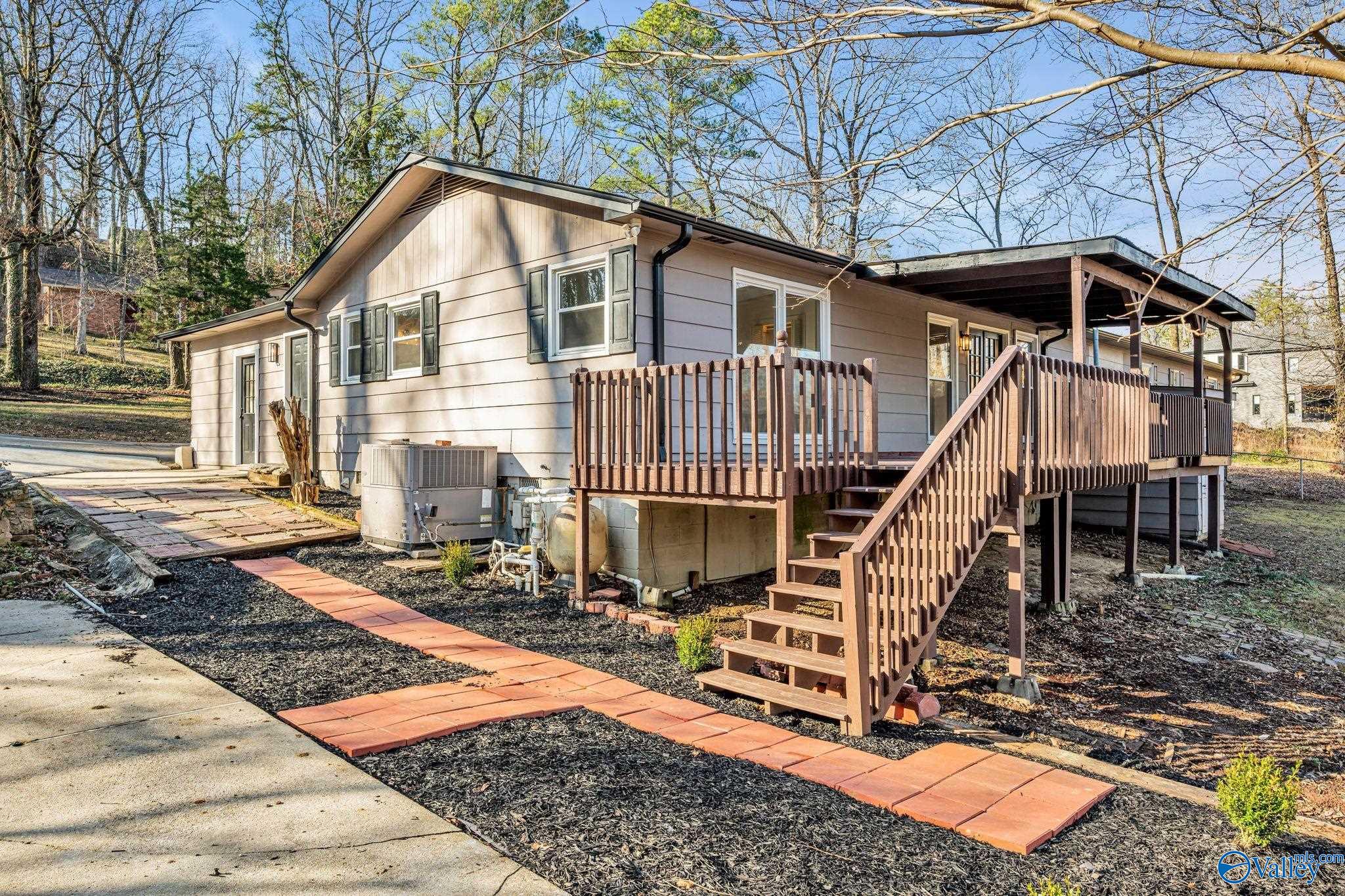 3708 Montclair Road SW