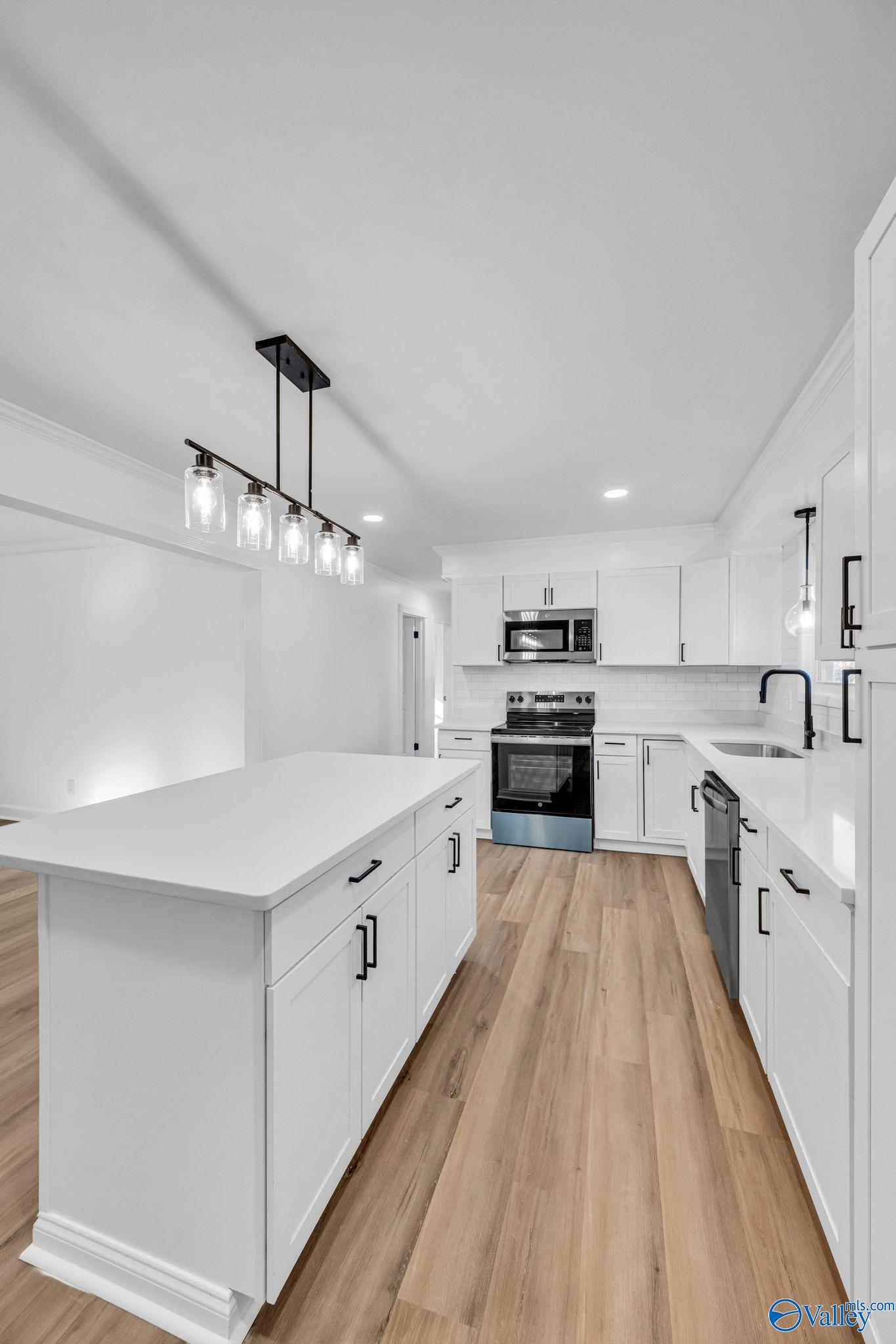 3708 Montclair Road SW