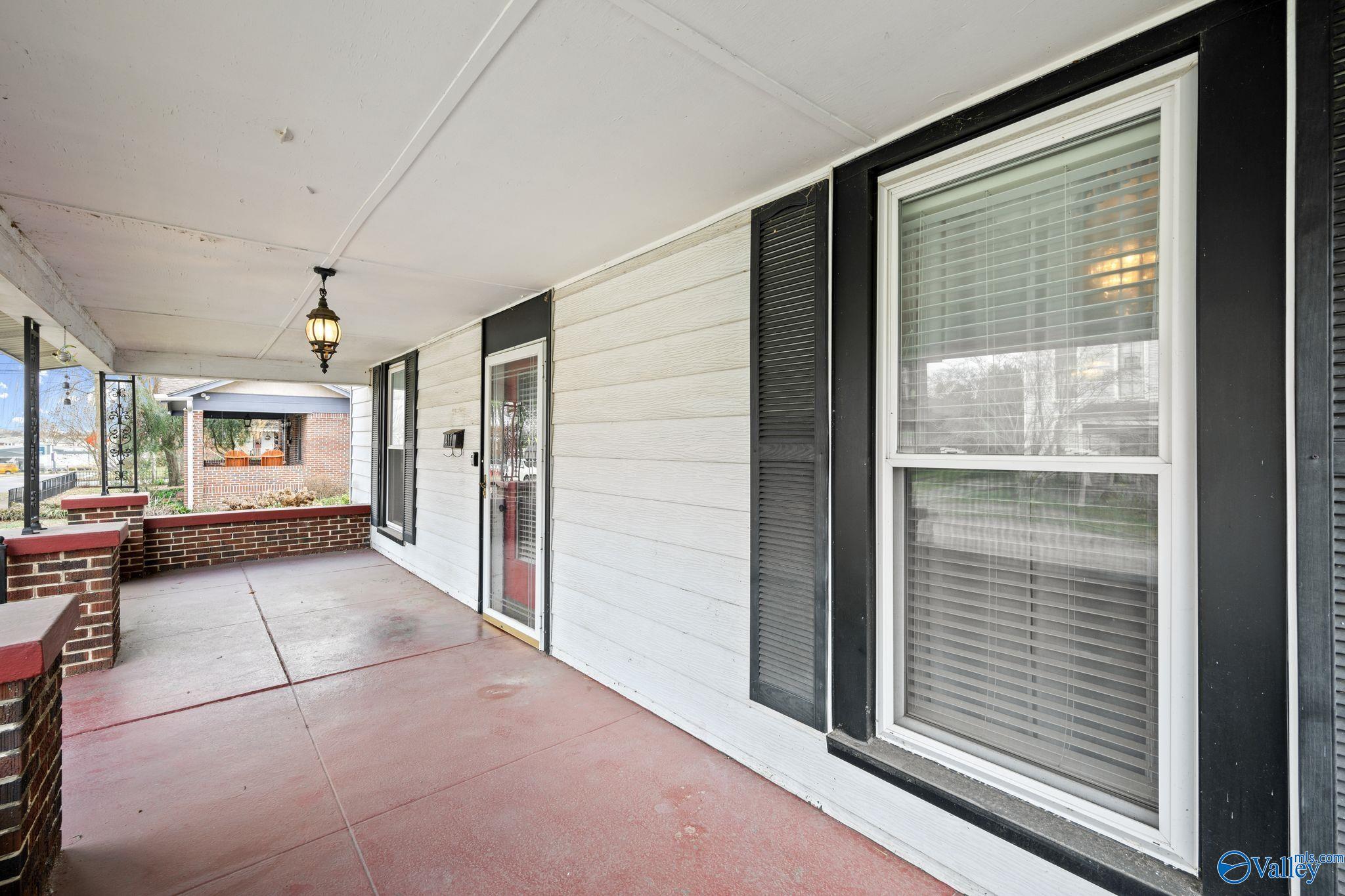 417 Lafayette Street NE