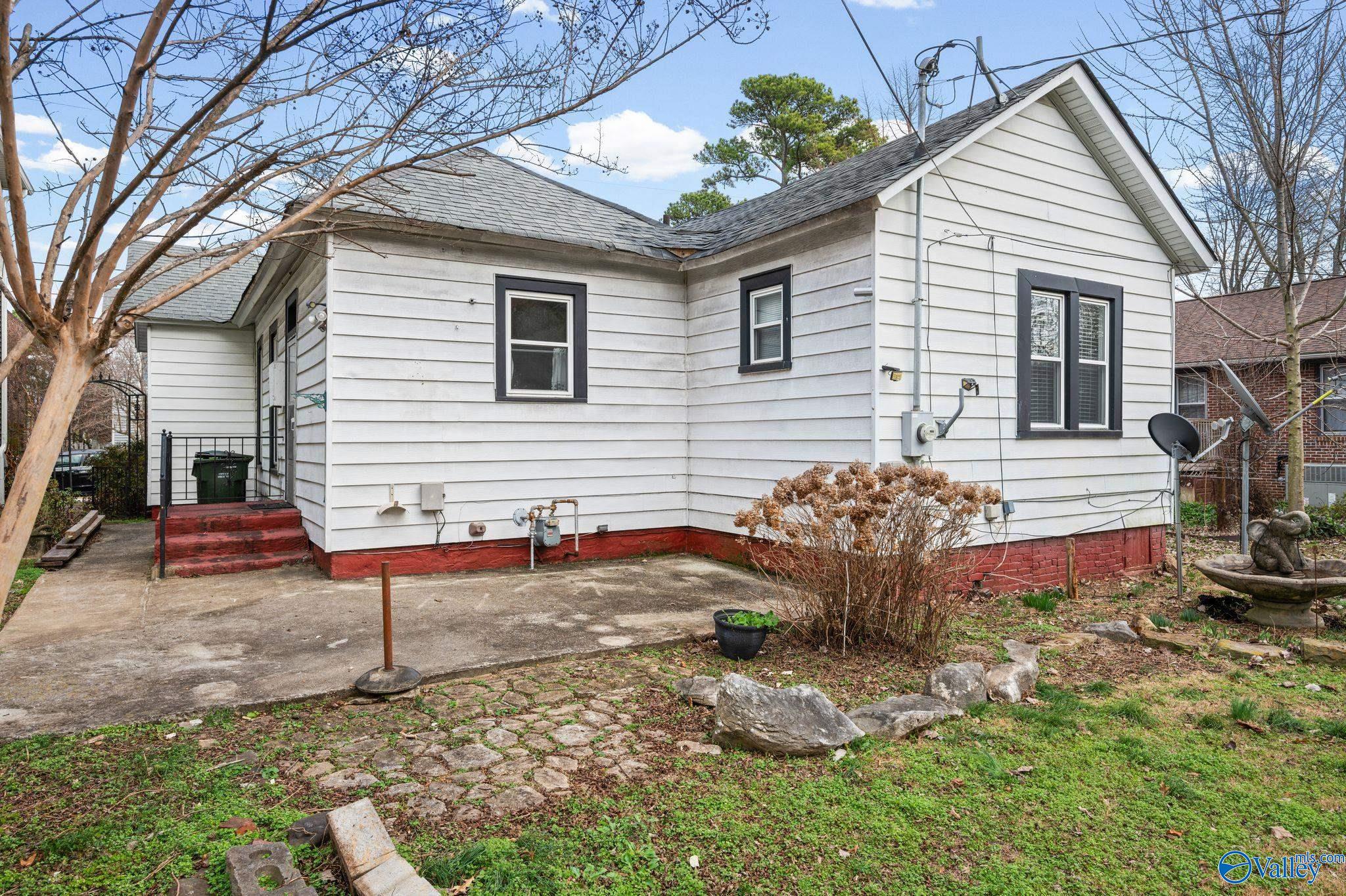 417 Lafayette Street NE