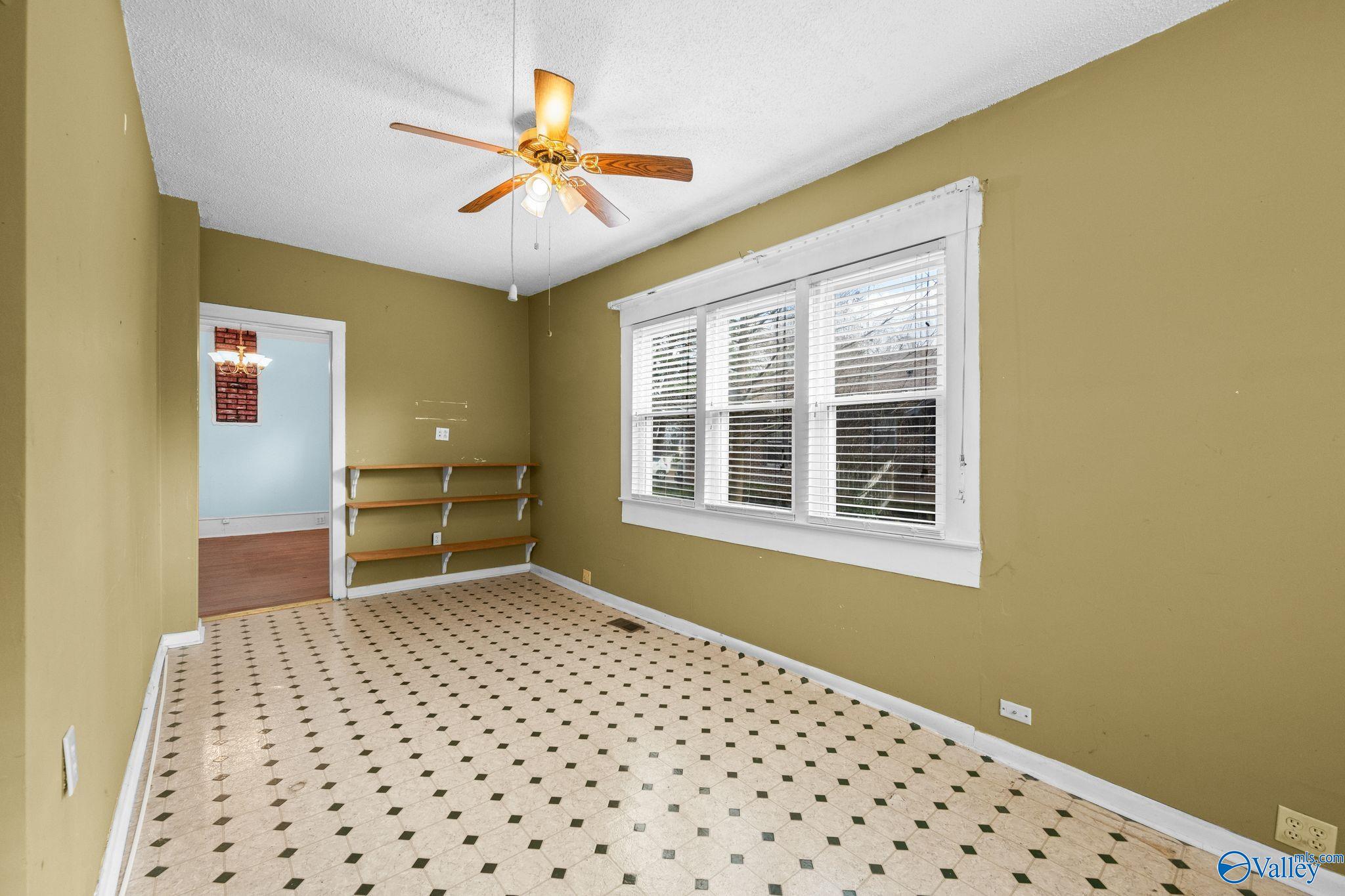 417 Lafayette Street NE