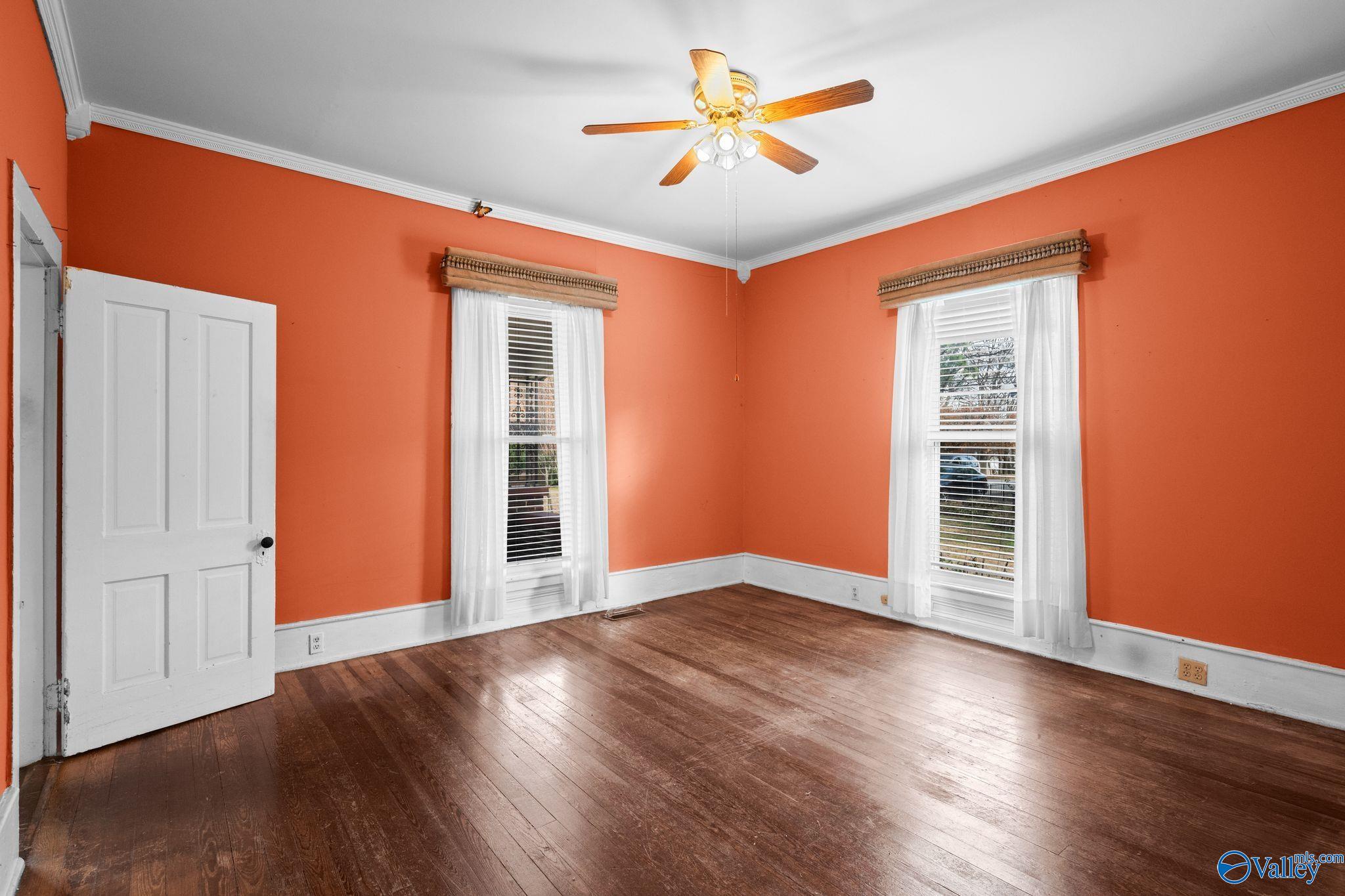 417 Lafayette Street NE