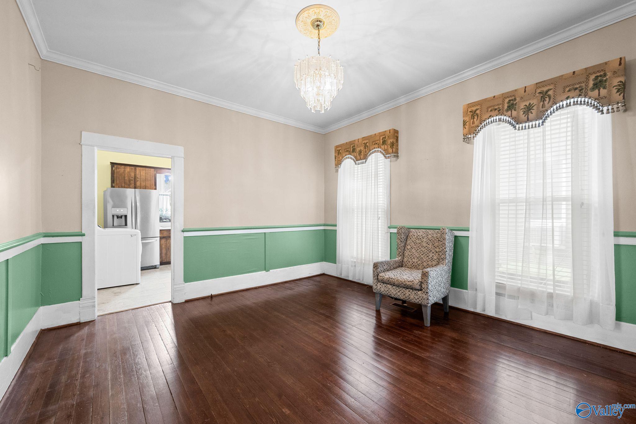 417 Lafayette Street NE