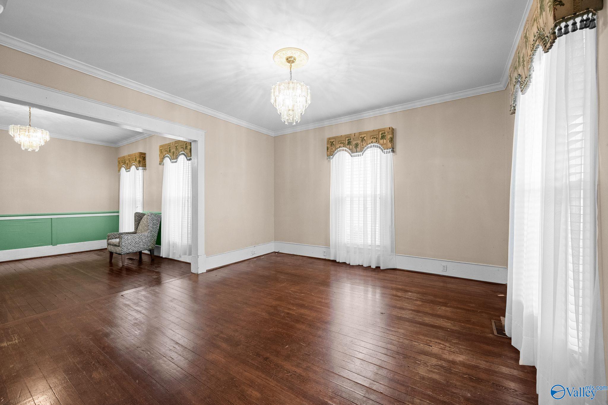 417 Lafayette Street NE