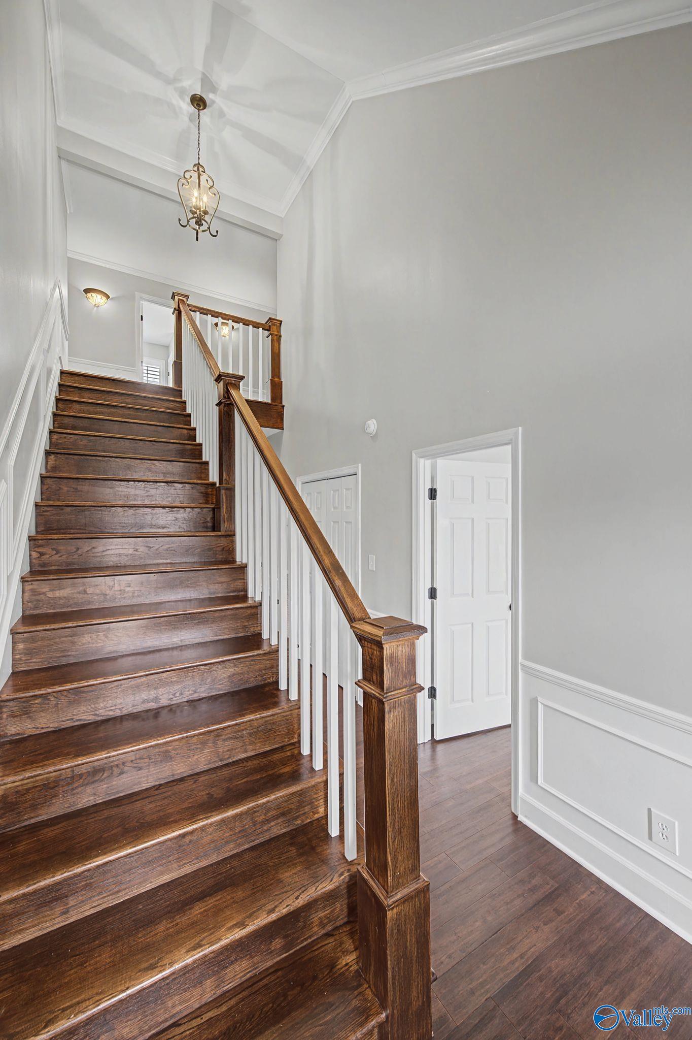 3202 Vicksburg Drive SW