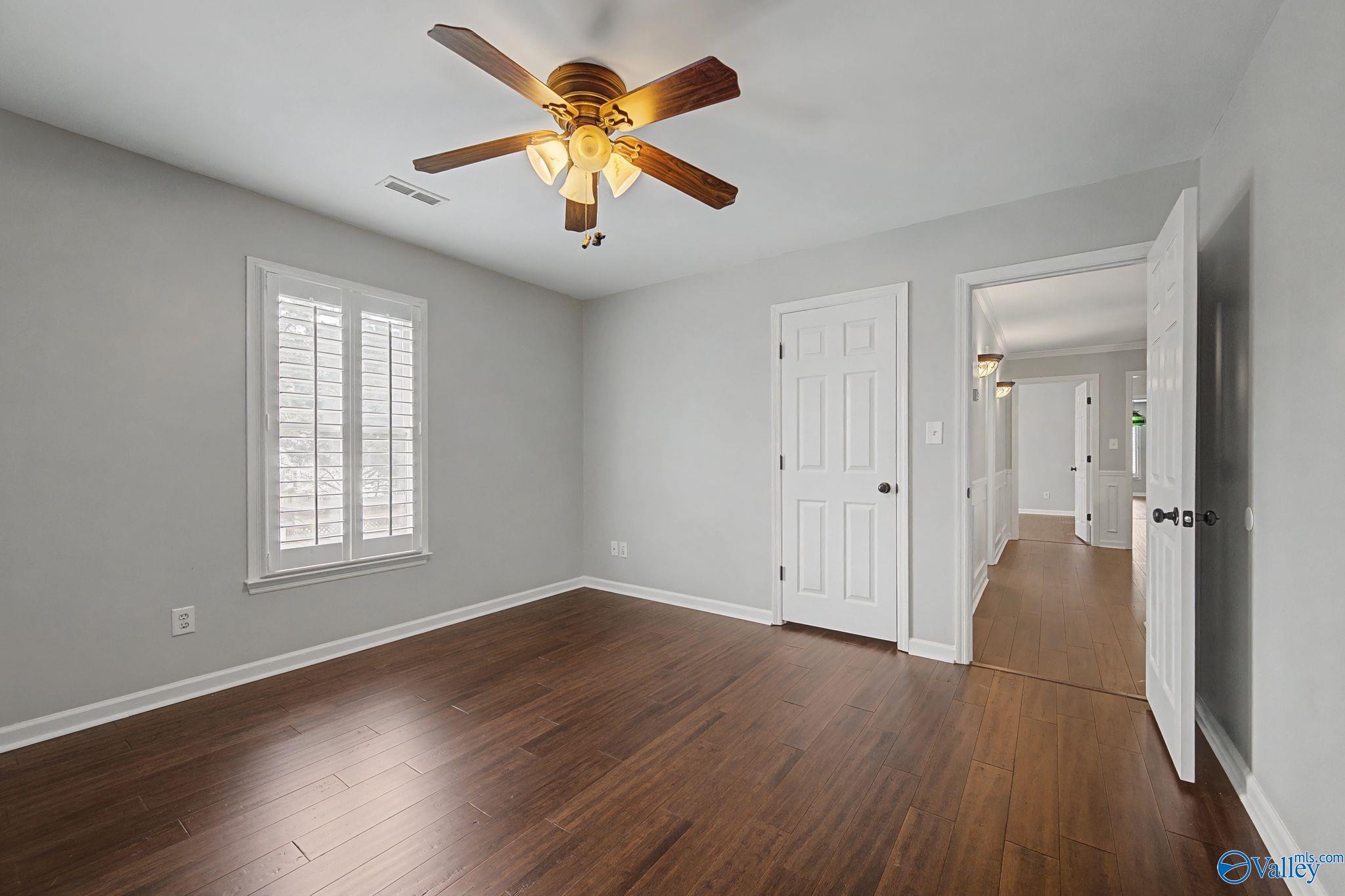 3202 Vicksburg Drive SW