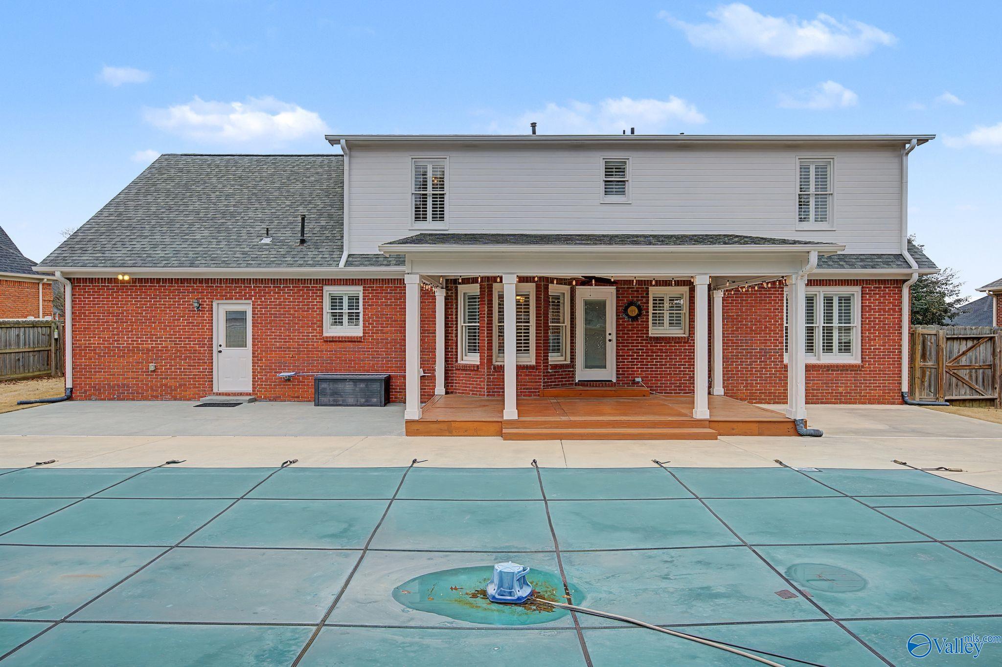 3202 Vicksburg Drive SW