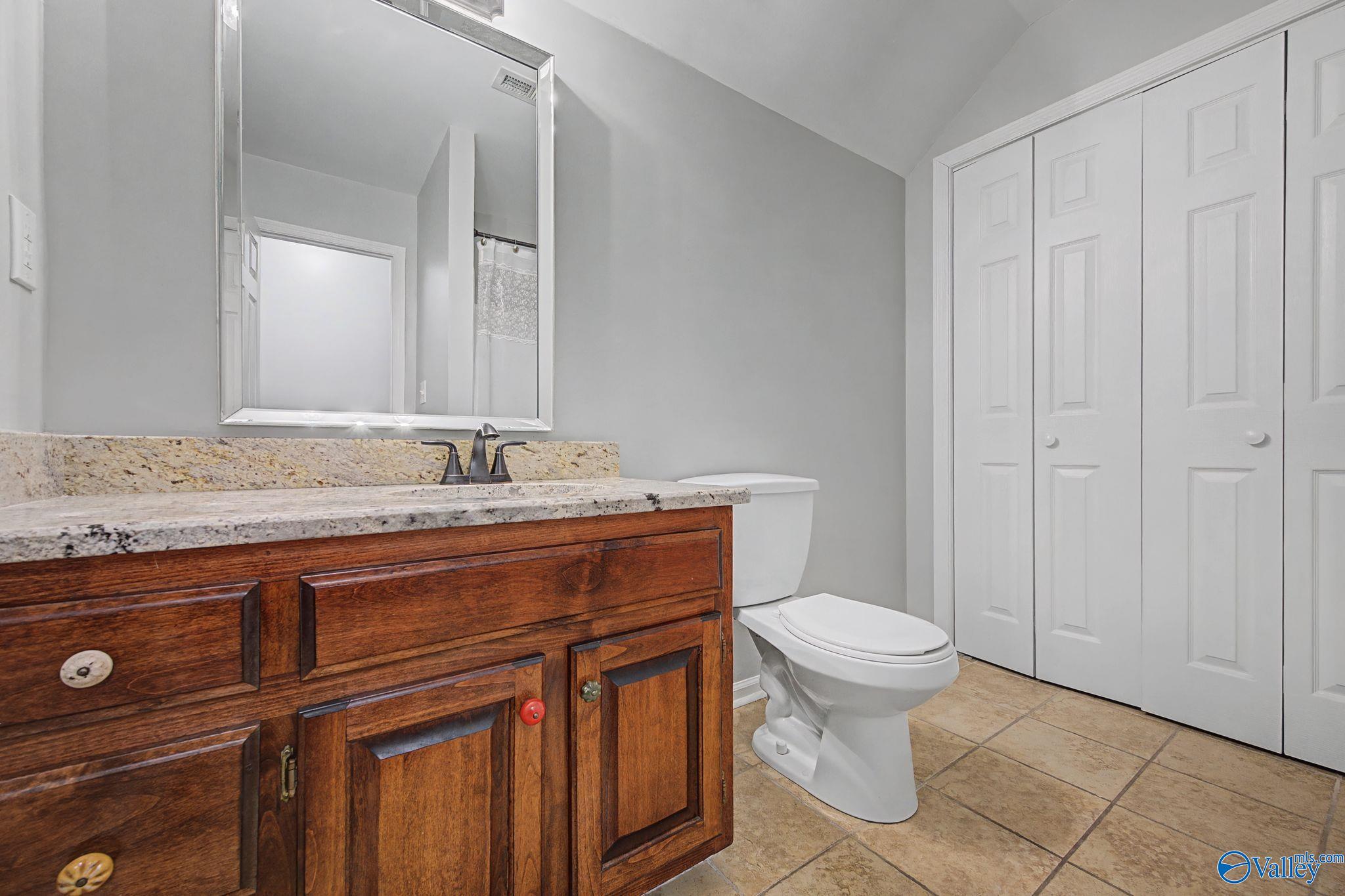 3202 Vicksburg Drive SW