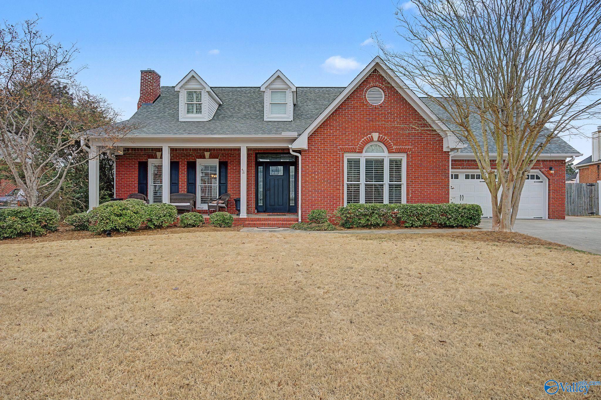 3202 Vicksburg Drive SW