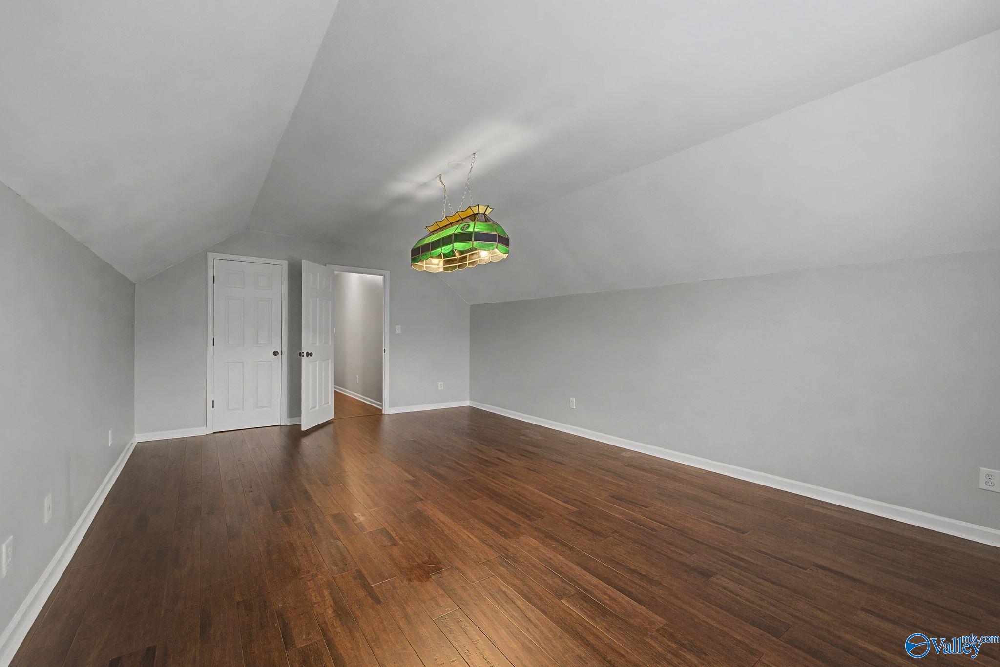 3202 Vicksburg Drive SW