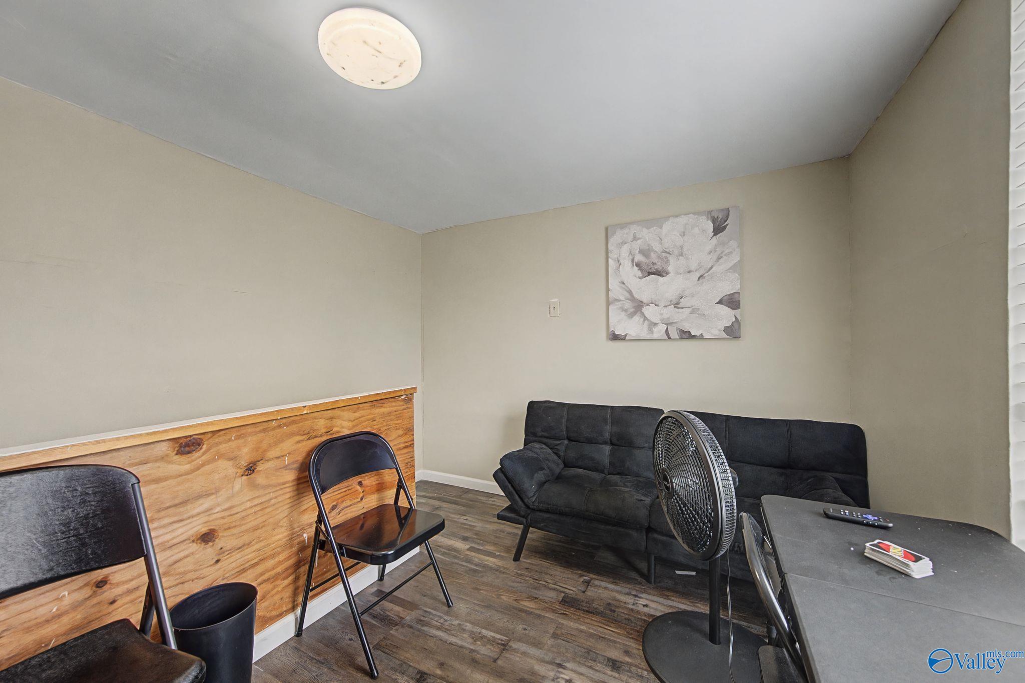 16927 County Road 400