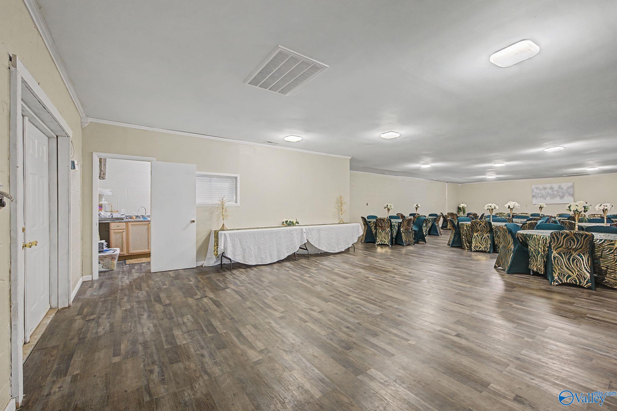 16927 County Road 400