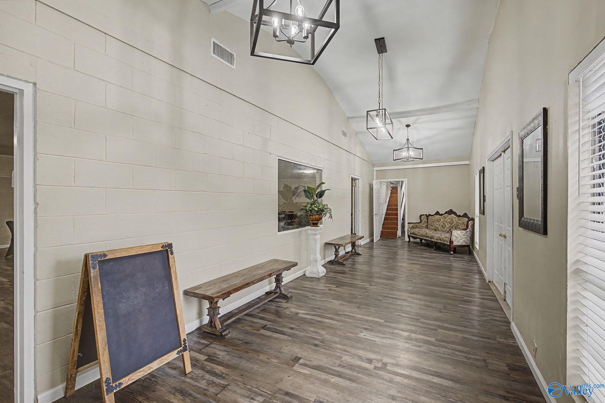 16927 County Road 400